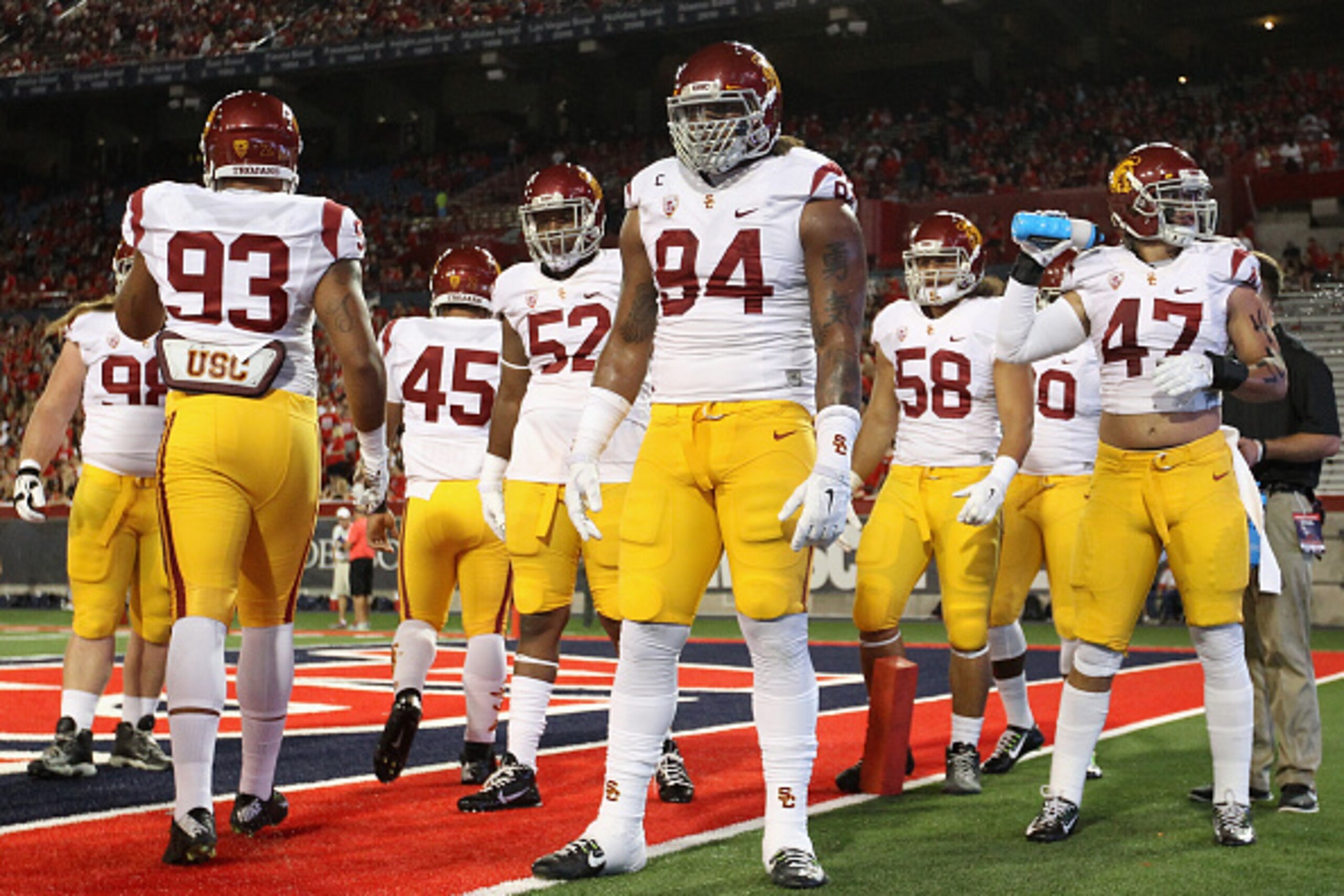 TUCSON, AZ - OCTOBER 11: Defensive end Leonard Williams #94 of the USC Trojans warms up before the college football game against the Arizona Wildcats at Arizona Stadium on October 11, 2014 in Tucson, Arizona. The Trojans defeatred the Wildcats 28-26. ( TUCSON, AZ - OCTOBER 11: Defensive end Leonard Williams #94 of the USC Trojans warms up before the college football game against the Arizona Wildcats at Arizona Stadium on October 11, 2014 in Tucson, Arizona. The Trojans defeatred the Wildcats 28-26. (