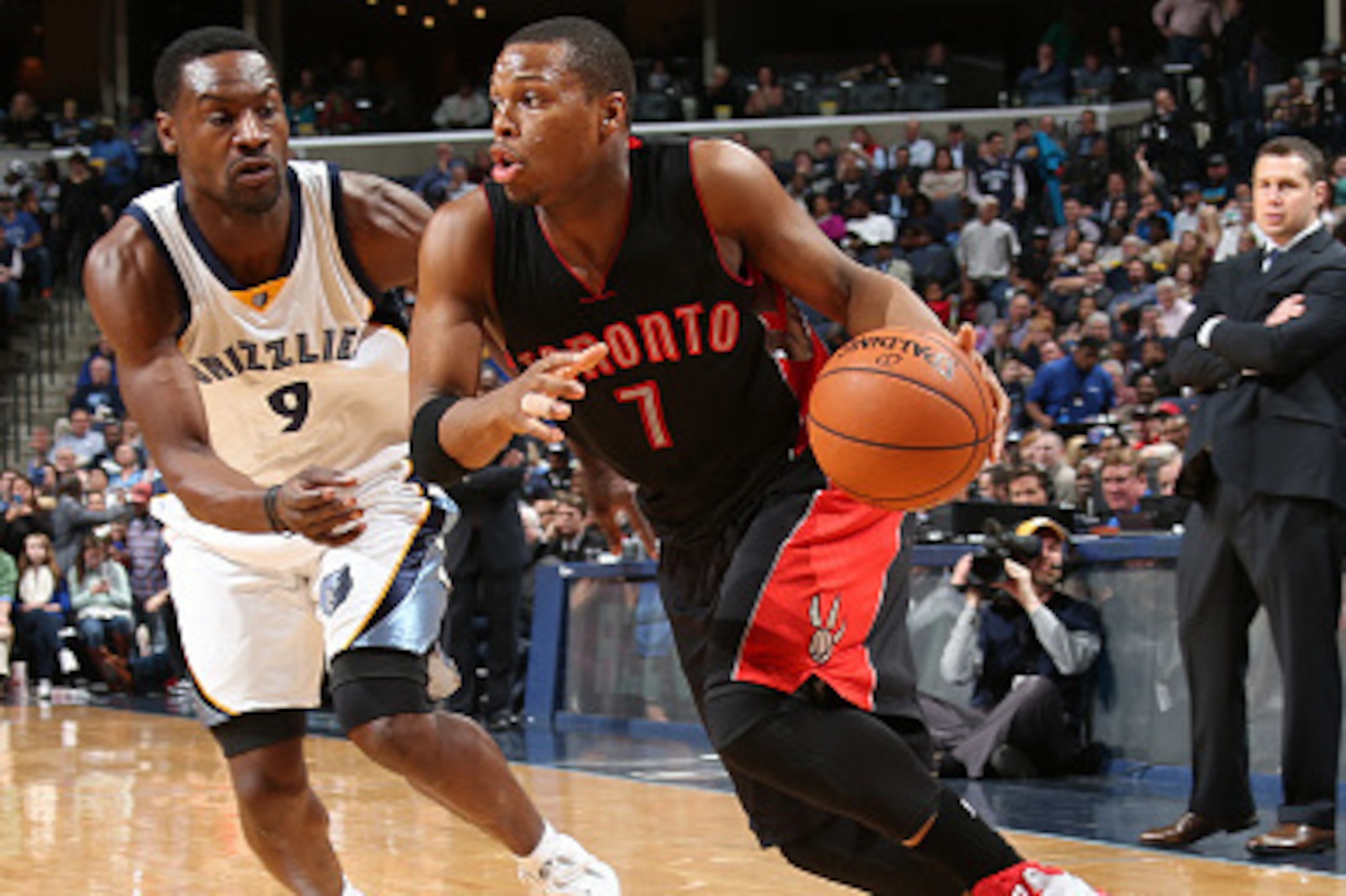 MEMPHIS, TN - JANUARY 21:  Kyle Lowry #7 of the Toronto Raptors drives to the basket against Tony Allen #9 of the Memphis Grizzlies on January 21, 2015 at the FedExForum in Memphis, Tennessee.  NOTE TO USER: User expressly acknowledges and agrees that, by