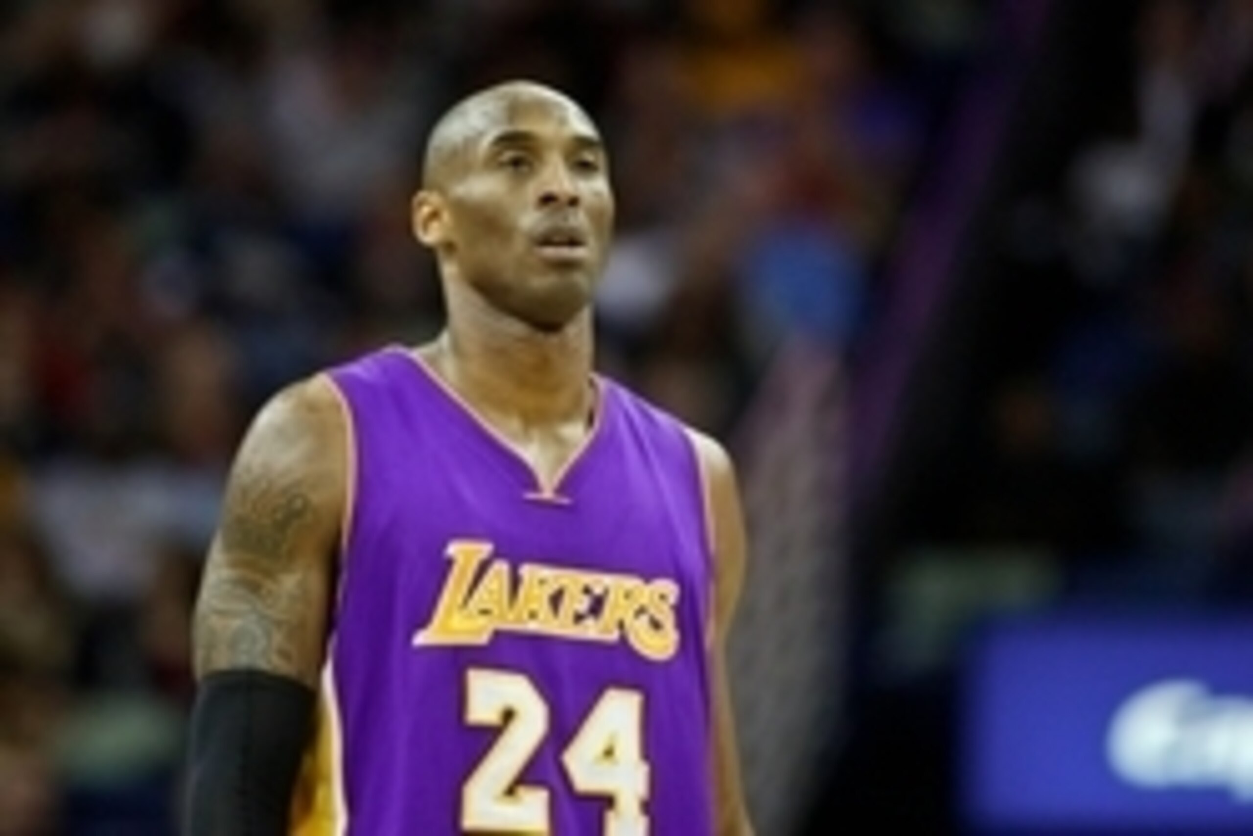 Jan 21, 2015; New Orleans, LA, USA; Los Angeles Lakers guard Kobe Bryant (24) against the New Orleans Pelicans during the first quarter of a game at the Smoothie King Center. The Pelicans defeated the Lakers 96-80. Mandatory Credit: Derick E. Hingle-USA T Jan 21, 2015; New Orleans, LA, USA; Los Angeles Lakers guard Kobe Bryant (24) against the New Orleans Pelicans during the first quarter of a game at the Smoothie King Center. The Pelicans defeated the Lakers 96-80. Mandatory Credit: Derick E. Hingle-USA T