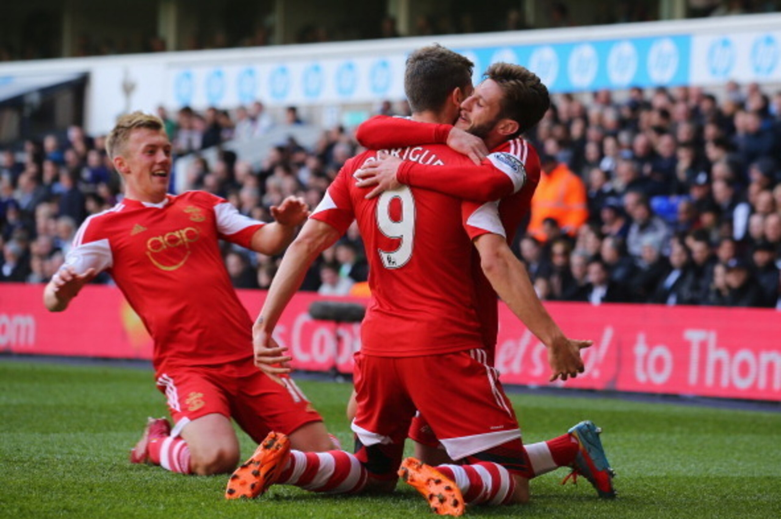 LONDON, ENGLAND - MARCH 23: Jay Rodriguez of Southampton is congratulated by Adam Lallana of Southampton after scoring the opening goal during the Barclays Premier League match between Tottenham Hotspur and Southampton at White Hart Lane on March 23, 2014