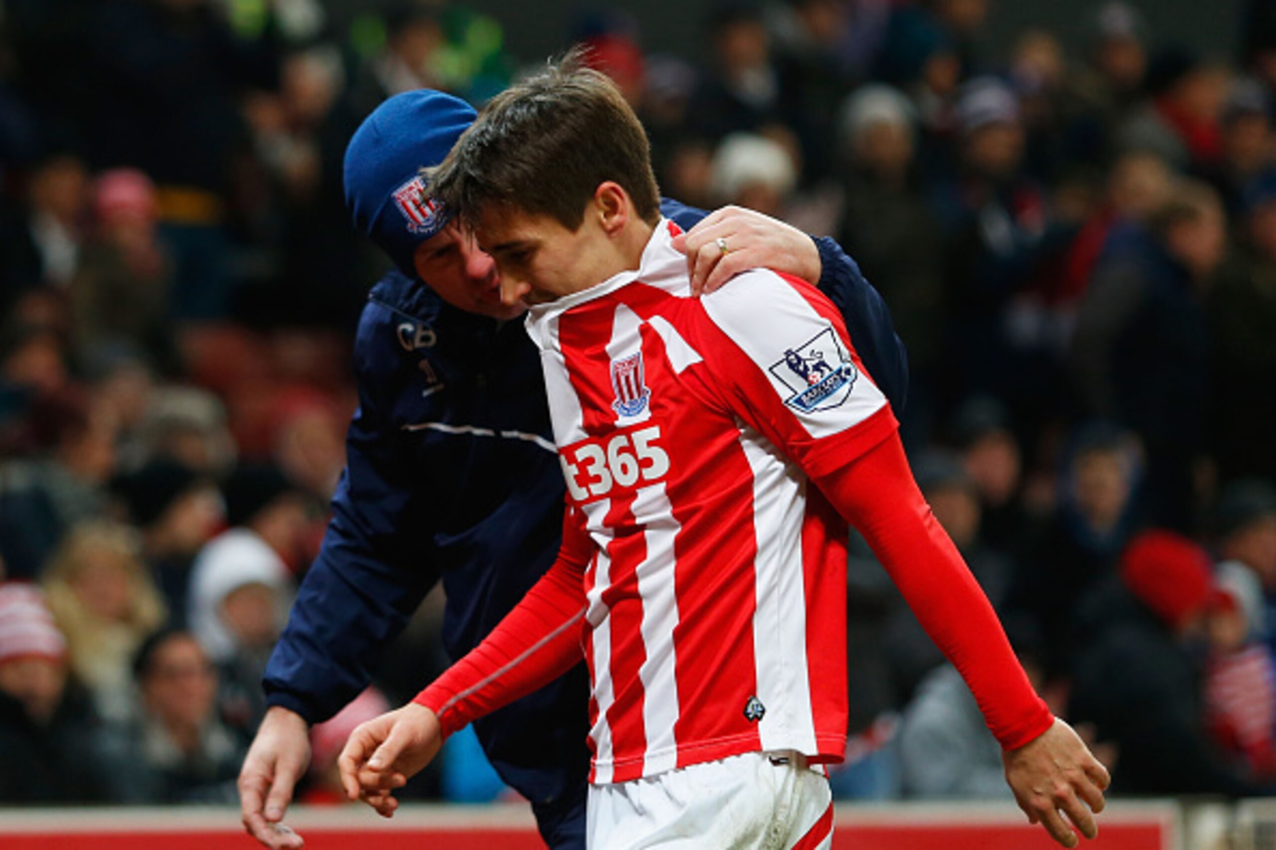 STOKE ON TRENT, ENGLAND - DECEMBER 28: Bojan Krkic of Stoke City is congratulated as he is substituted during the Barclays Premier League match between Stoke City and West Bromwich Albion at Britannia Stadium on December 28, 2014 in Stoke on Trent, Engla STOKE ON TRENT, ENGLAND - DECEMBER 28: Bojan Krkic of Stoke City is congratulated as he is substituted during the Barclays Premier League match between Stoke City and West Bromwich Albion at Britannia Stadium on December 28, 2014 in Stoke on Trent, Engla