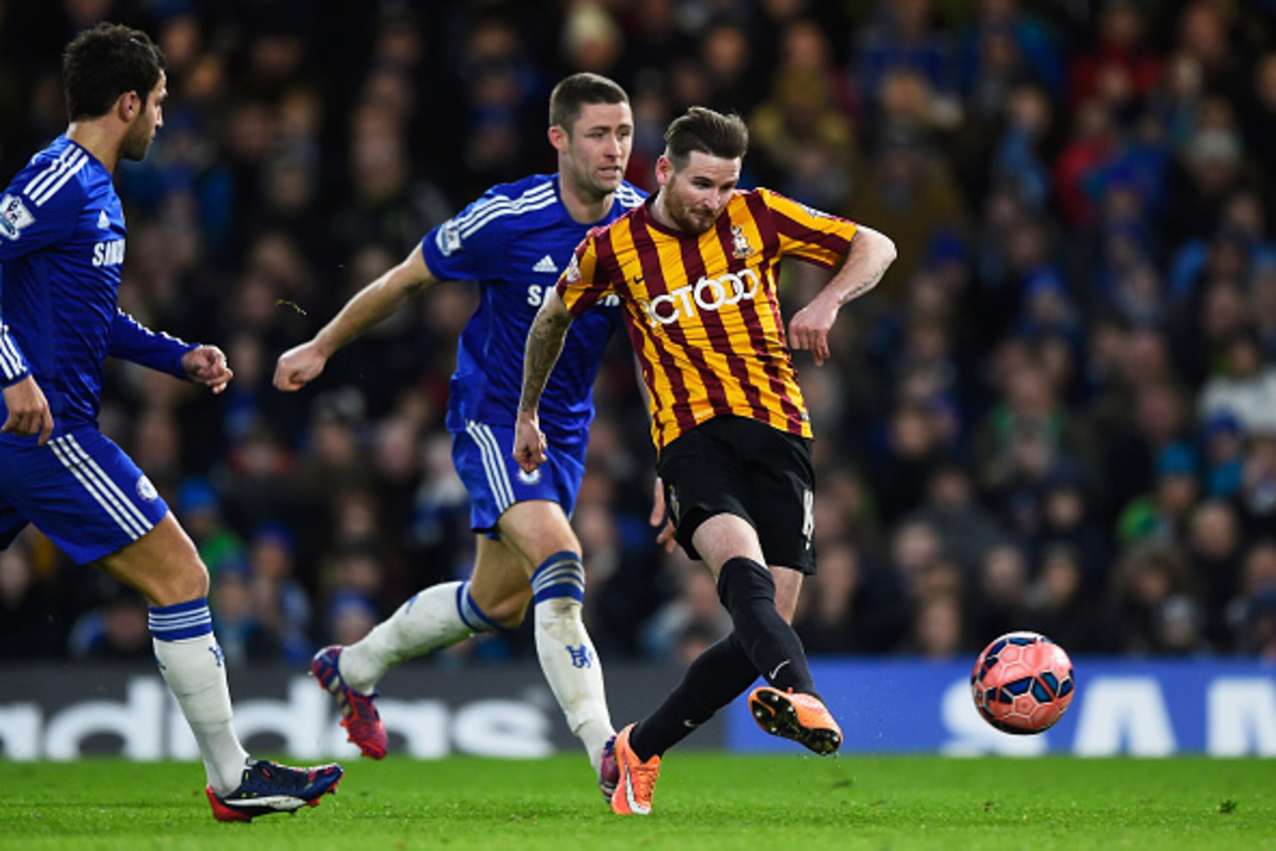 LONDON, ENGLAND - JANUARY 24:  Mark Yeates of Bradford City scores his team's fourth goal during the FA Cup Fourth Round match between Chelsea and Bradford City at Stamford Bridge on January 24, 2015 in London, England.  (Photo by Mike Hewitt/Getty Images