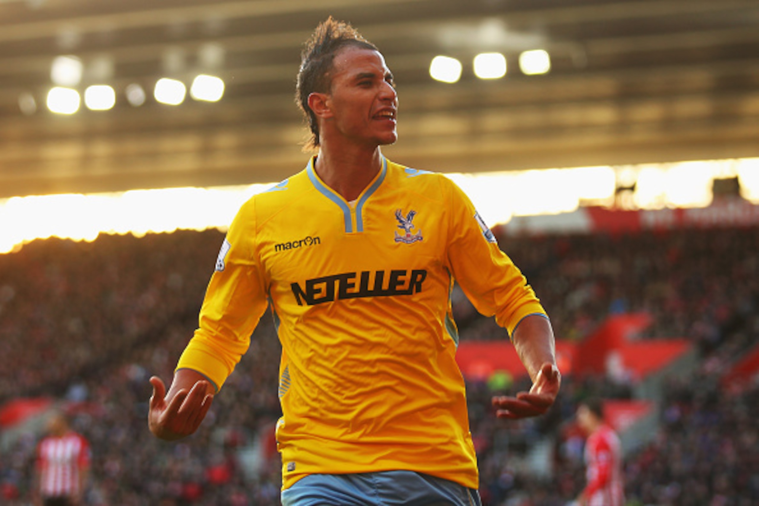 SOUTHAMPTON, ENGLAND - JANUARY 24:  Marouane Chamakh of Crystal Palace celebrates as he scores their third goal during the FA Cup Fourth Round match between Southampton and Crystal Palace at St Mary's Stadium on January 24, 2015 in Southampton, England.  