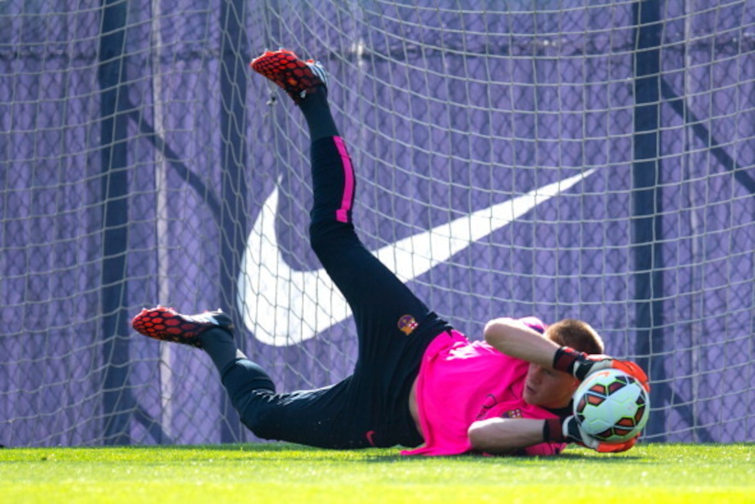 BARCELONA, SPAIN - JULY 18:  Marc-Andre Ter Stegen of FC Barcelona in action during a FC Barcelona training session on July 18, 2014 in Barcelona, Spain.  (Photo by David Ramos/Getty Images)