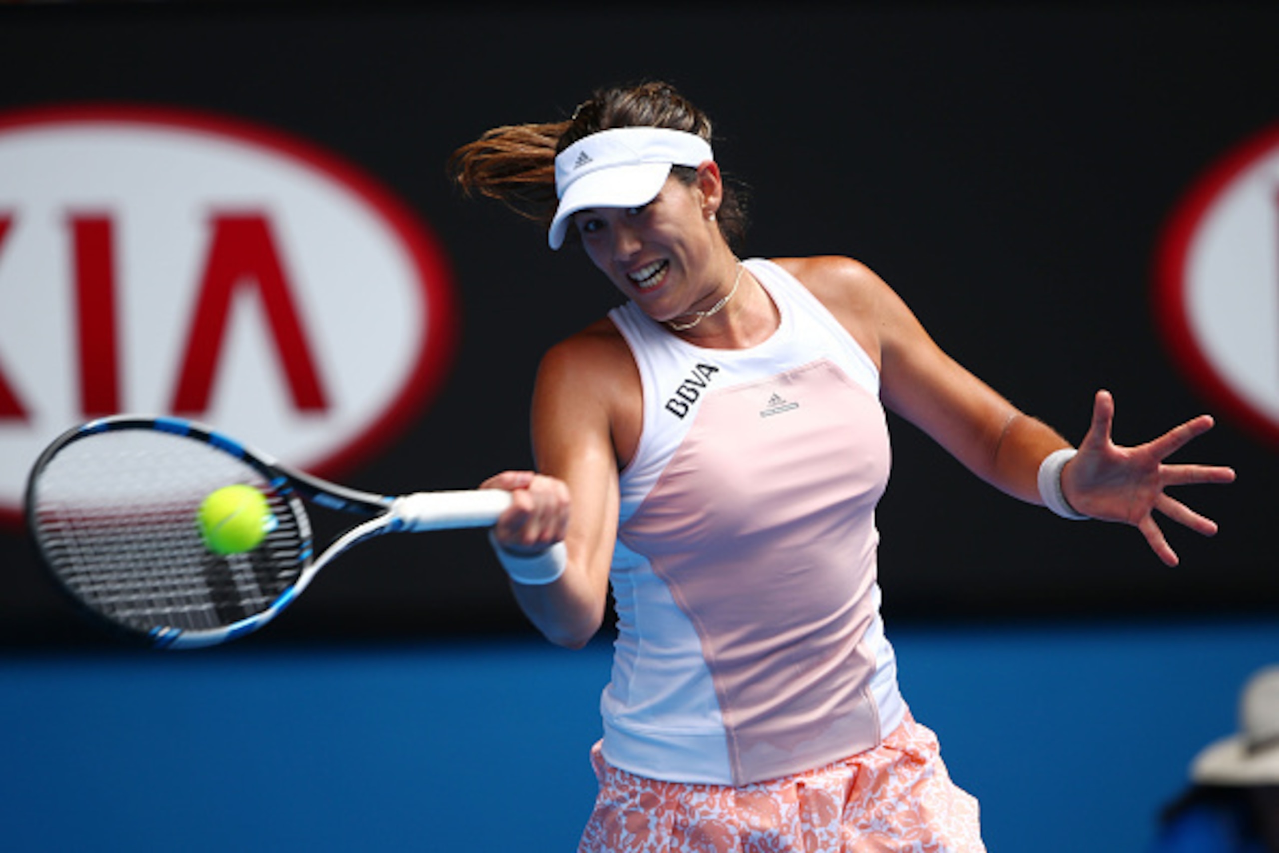 MELBOURNE, AUSTRALIA - JANUARY 26:  Garbine Muguruza of Spain plays a forehand in her fourth round match against Serena Williams of the United States during day eight of the 2015 Australian Open at Melbourne Park on January 26, 2015 in Melbourne, Australi