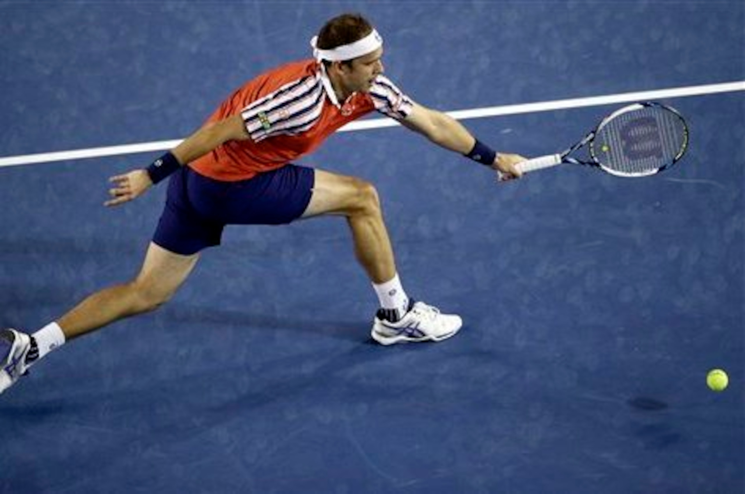 Muller struggled to make an impact on Djokovic's serve.