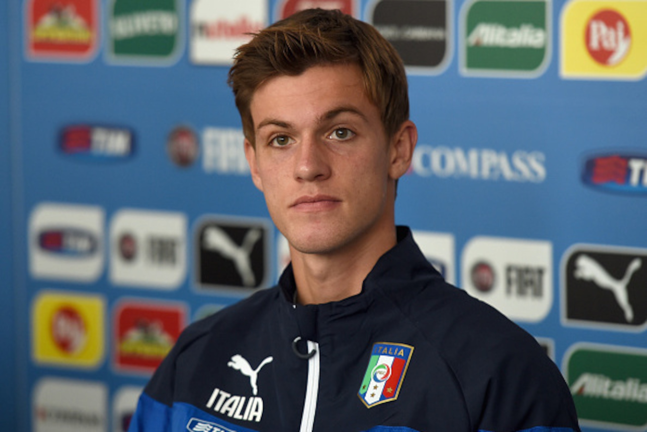 FLORENCE, ITALY - NOVEMBER 12:  Daniele Rugani during Italy Press Conference at Coverciano on November 12, 2014 in Florence, Italy.  (Photo by Claudio Villa/Getty Images)