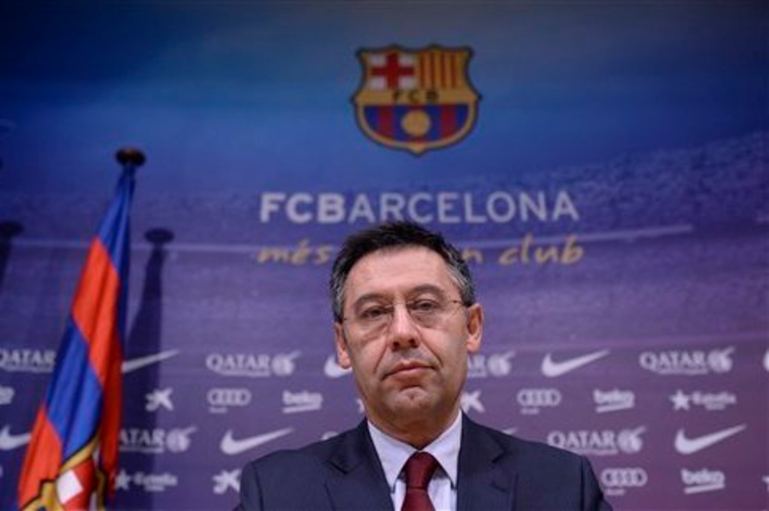 Barcelona president Josep Maria Bartomeu has called spring elections at the club.