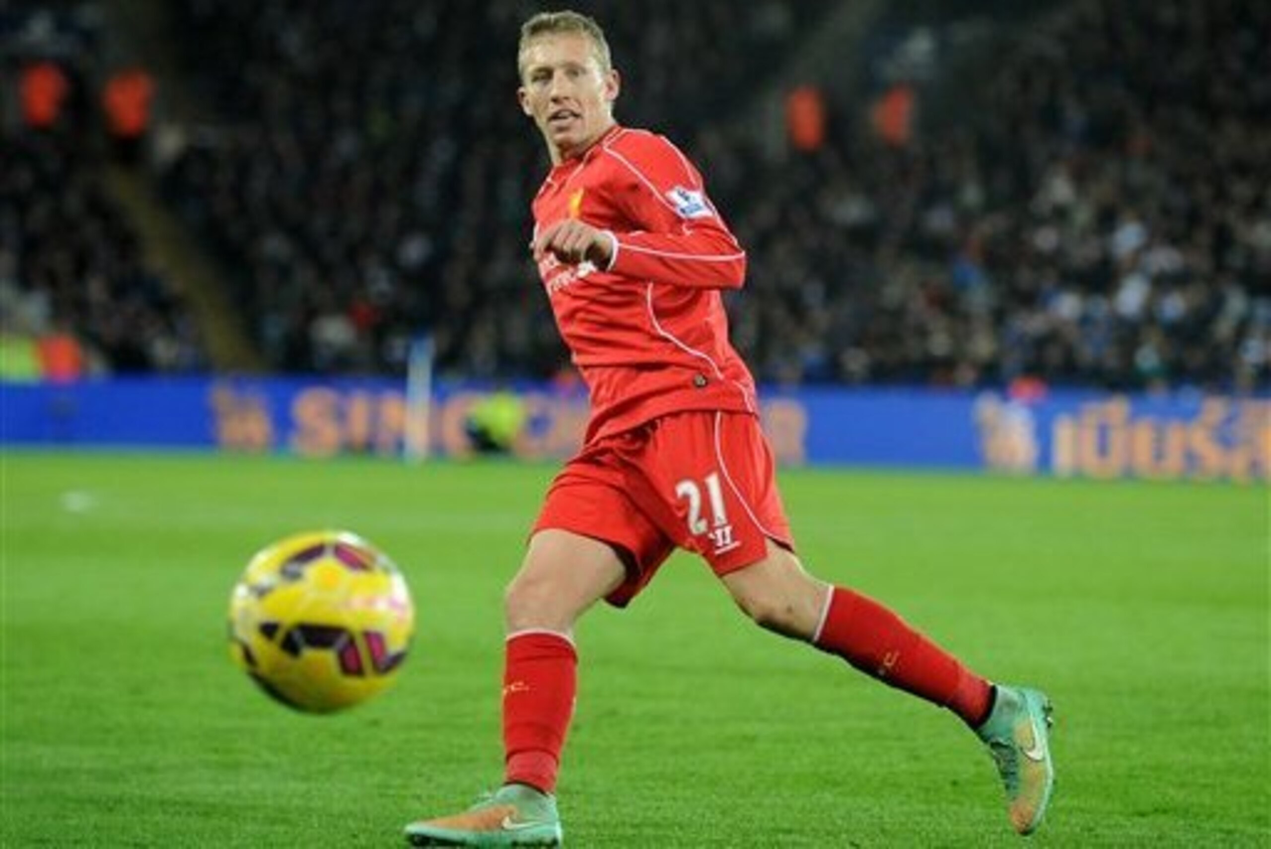 Lucas has considered turning his back on Liverpool.