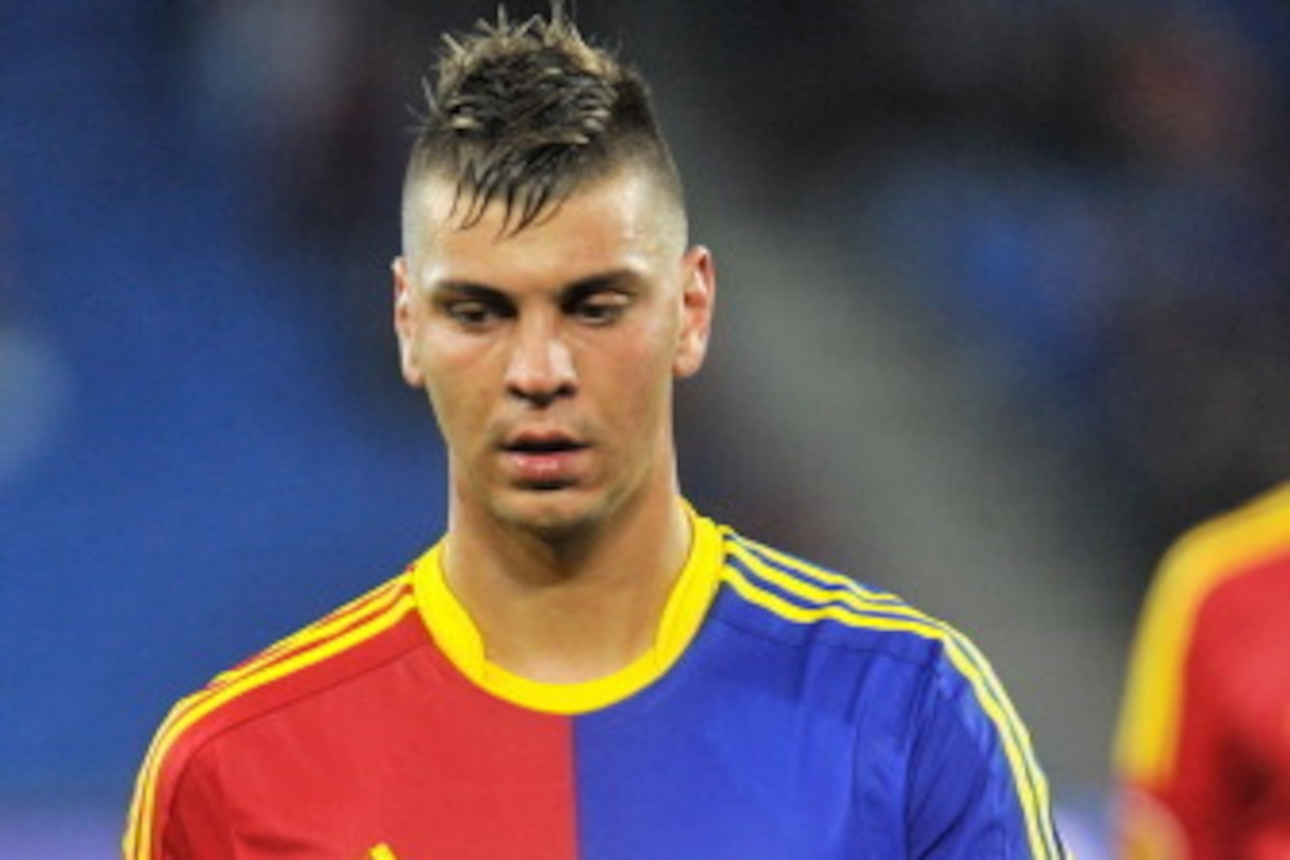 BASEL, SWITZERLAND - OCTOBER 4:  Aleksandar Dragovic of FC Basel 1893 in action during the UEFA Europa League group stage match between FC Basel 1893 and KRC Genk held on October 4, 2012 at the St. Jakob-Park in Basel, Switzerland. (Photo by Sebastien Fev