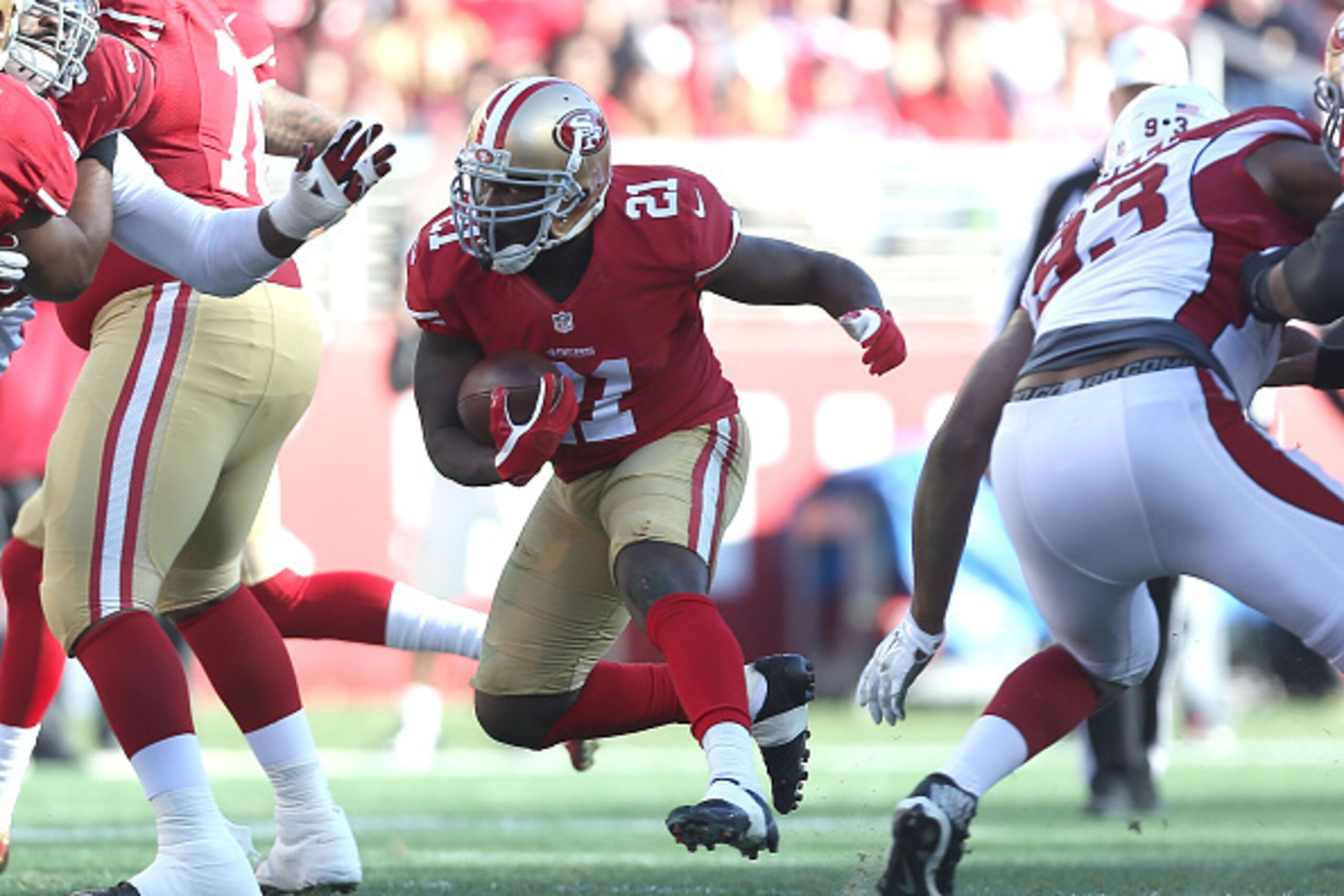 SANTA CLARA, CA - DECEMBER 28: Frank Gore #21 of the San Francisco 49ers gains territory against the Arizona Cardinals at Levi's Stadium on December 28, 2014 in Santa Clara, California. (Photo by Don Feria/Getty Images) SANTA CLARA, CA - DECEMBER 28: Frank Gore #21 of the San Francisco 49ers gains territory against the Arizona Cardinals at Levi's Stadium on December 28, 2014 in Santa Clara, California. (Photo by Don Feria/Getty Images)