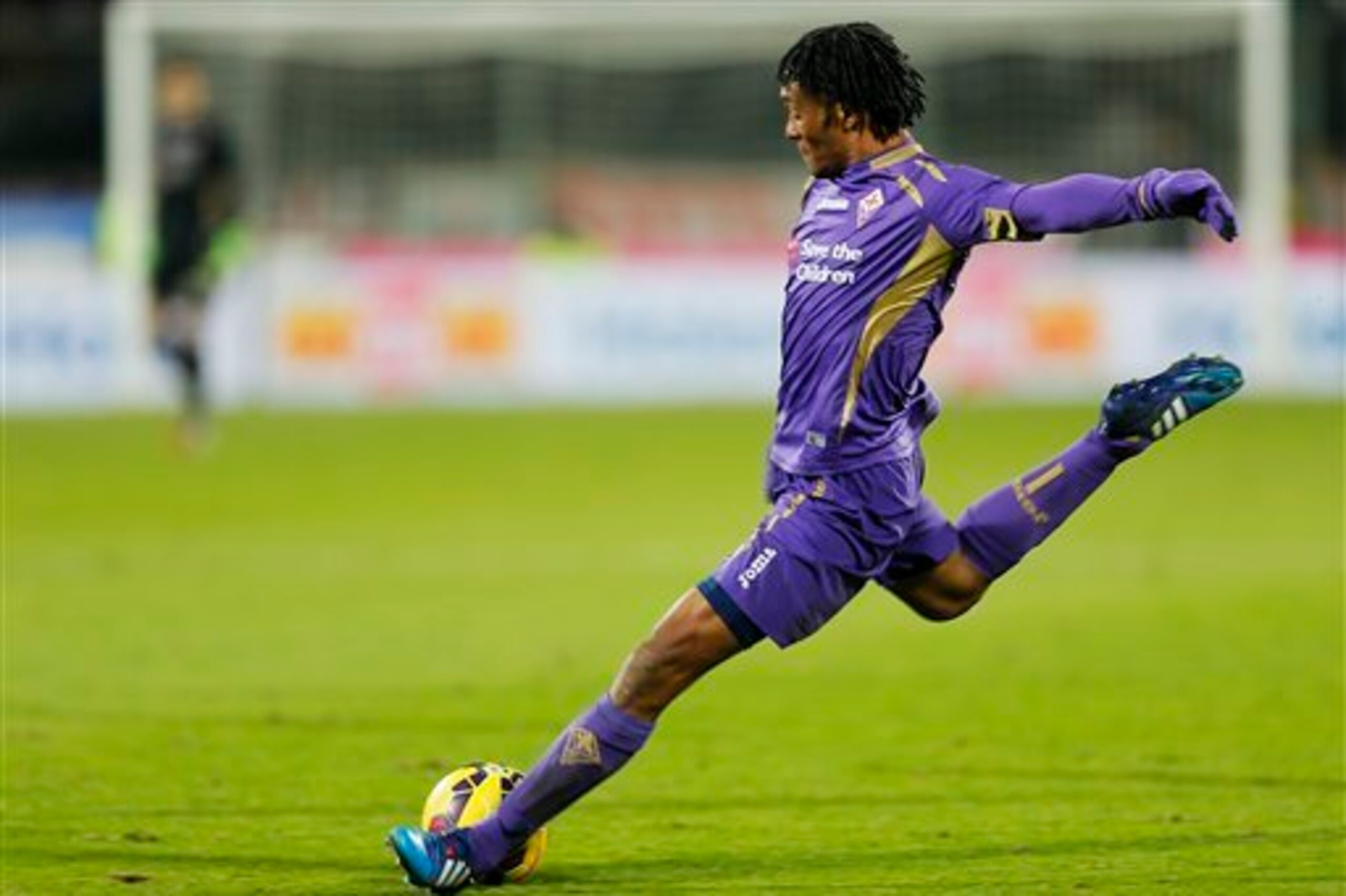 Cuadrado would represent a major coup for United.