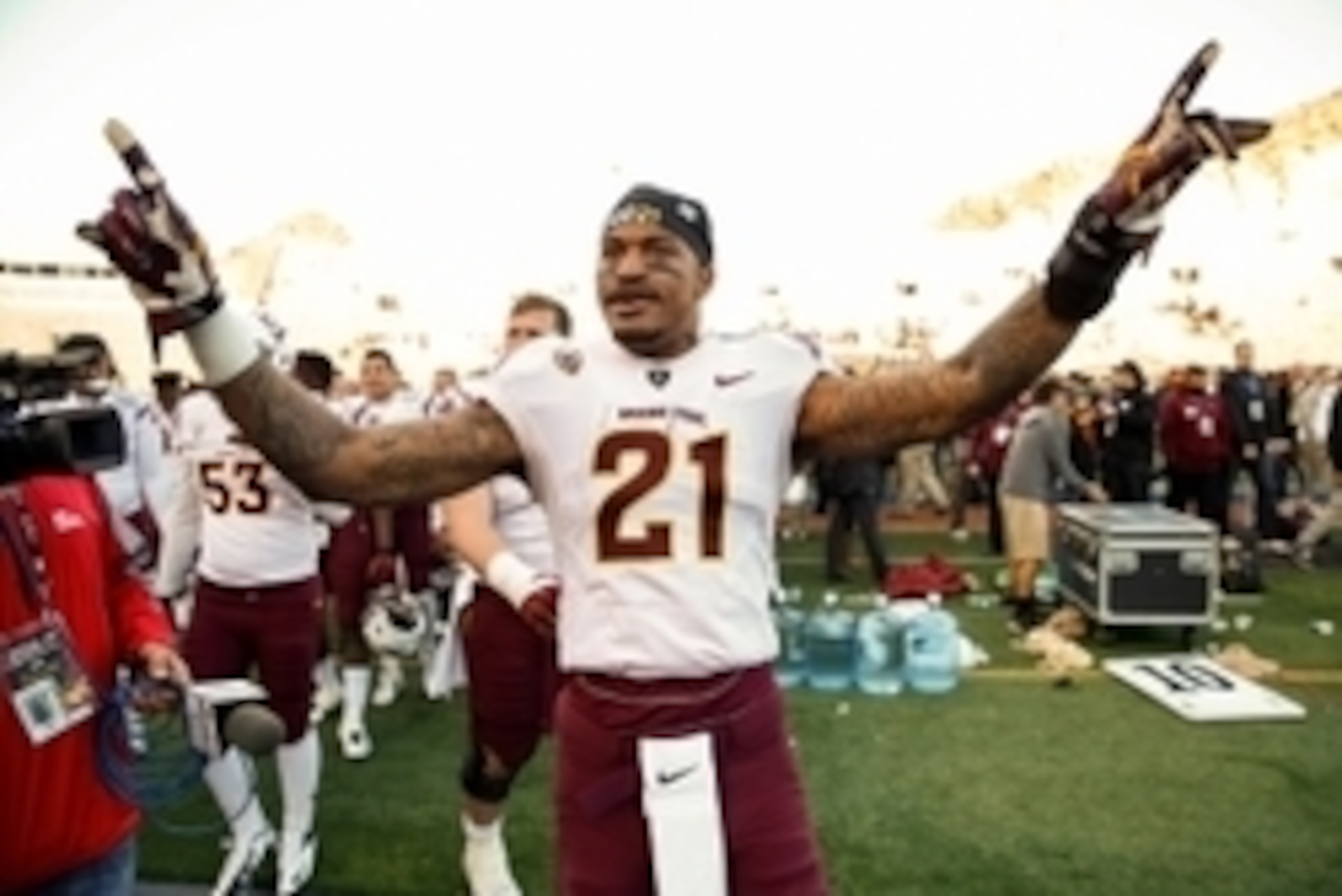 Dec 27, 2014; El Paso, TX, USA; Arizona State Sun Devils wide receiver Jaelen Strong (21) celebrates after defeating the Duke Blue Devils in the 2014 Sun Bowl at Sun Bowl Stadium. The Sun Devils defeated the Blue Devils 36-31. Mandatory Credit: Ivan Pierr
