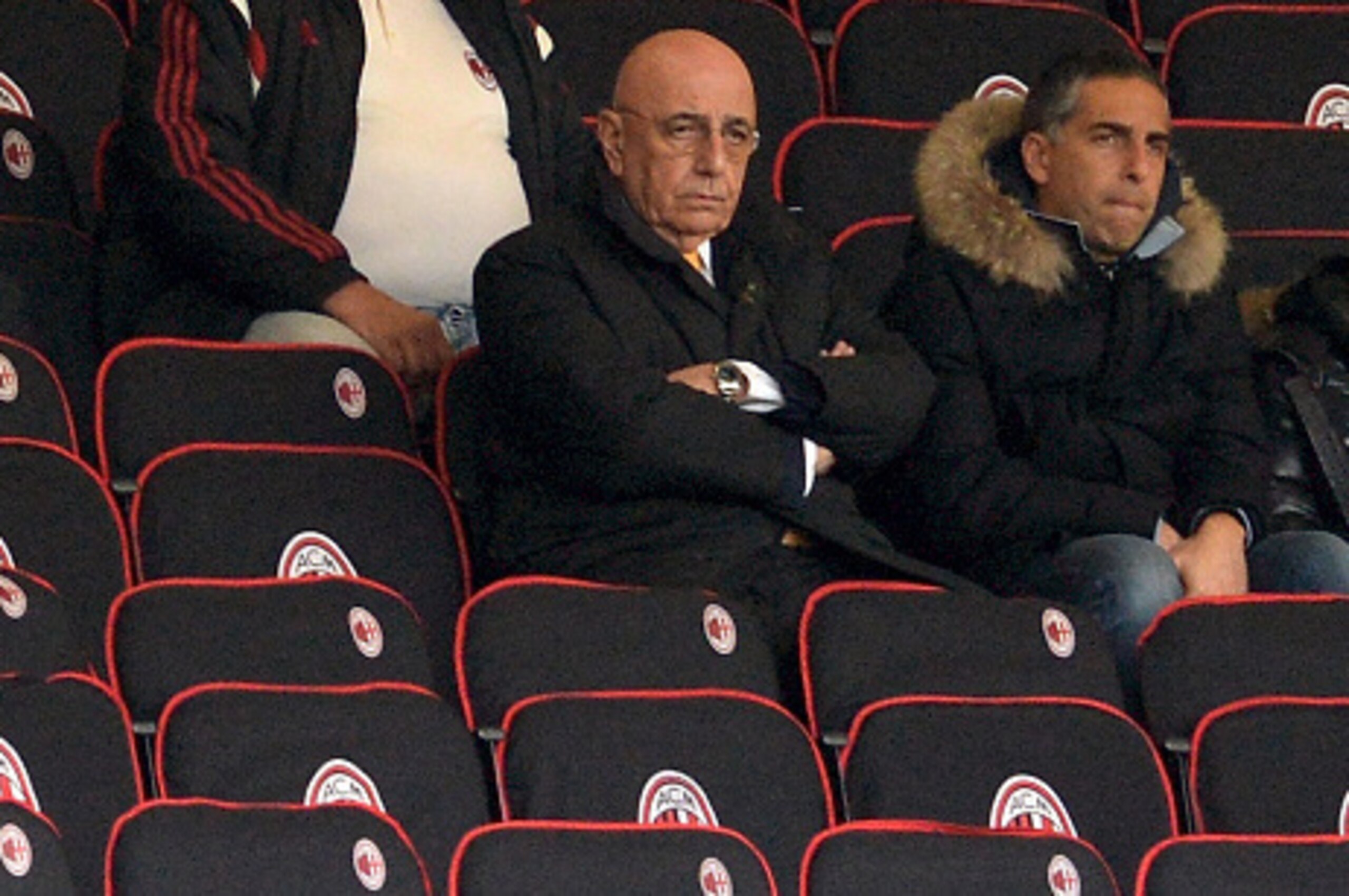 MILAN, ITALY - JANUARY 18:  (L)Adriano Galliani Vice President of AC Milan looks the match during the Serie A match between AC Milan and Atalanta BC at Stadio Giuseppe Meazza on January 18, 2015 in Milan, Italy.  (Photo by Pier Marco Tacca/Getty Images)