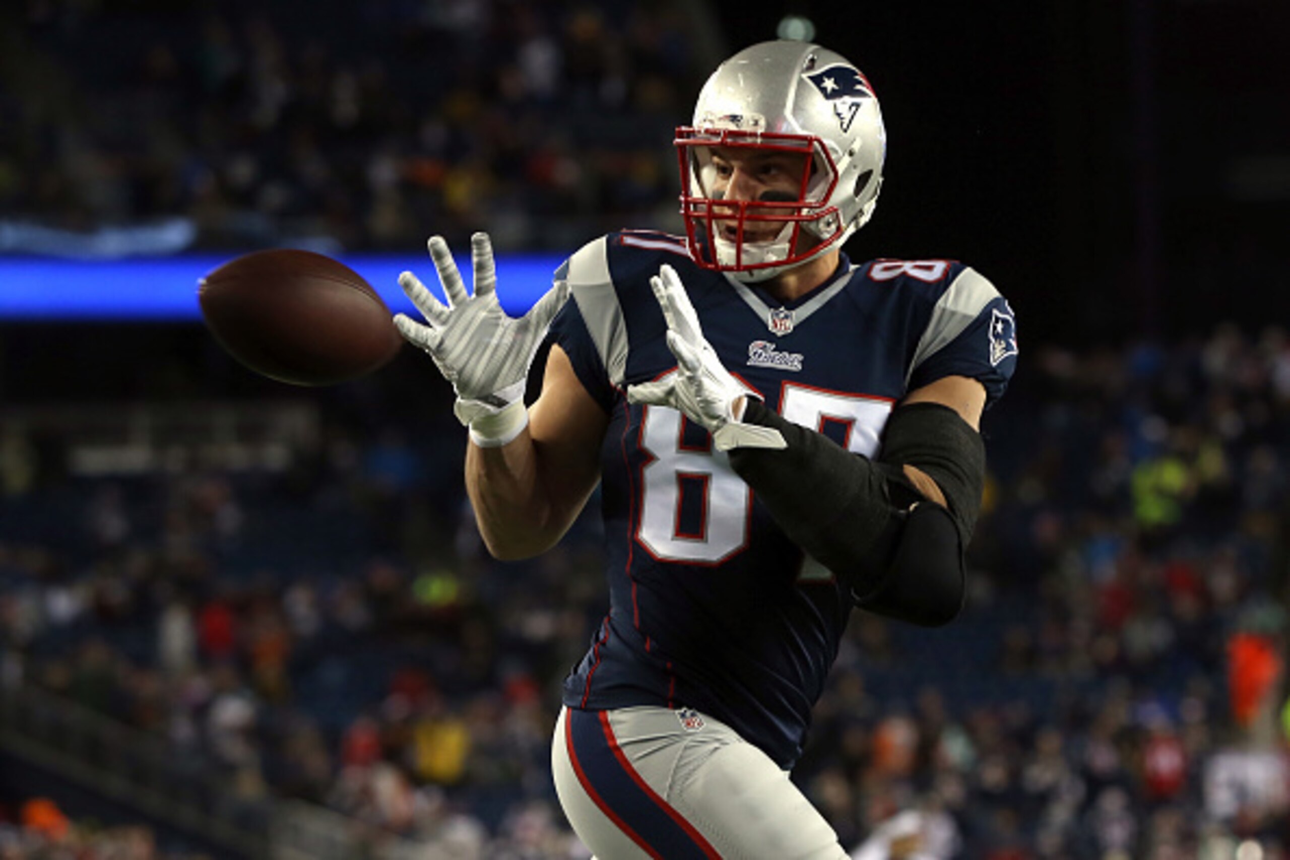 FOXBORO, MA - JANUARY 18:  Rob Gronkowski #87 of the New England Patriots warms up before the 2015 AFC Championship Game against the Indianapolis Colts at Gillette Stadium on January 18, 2015 in Foxboro, Massachusetts.  (Photo by Jim Rogash/Getty Images)