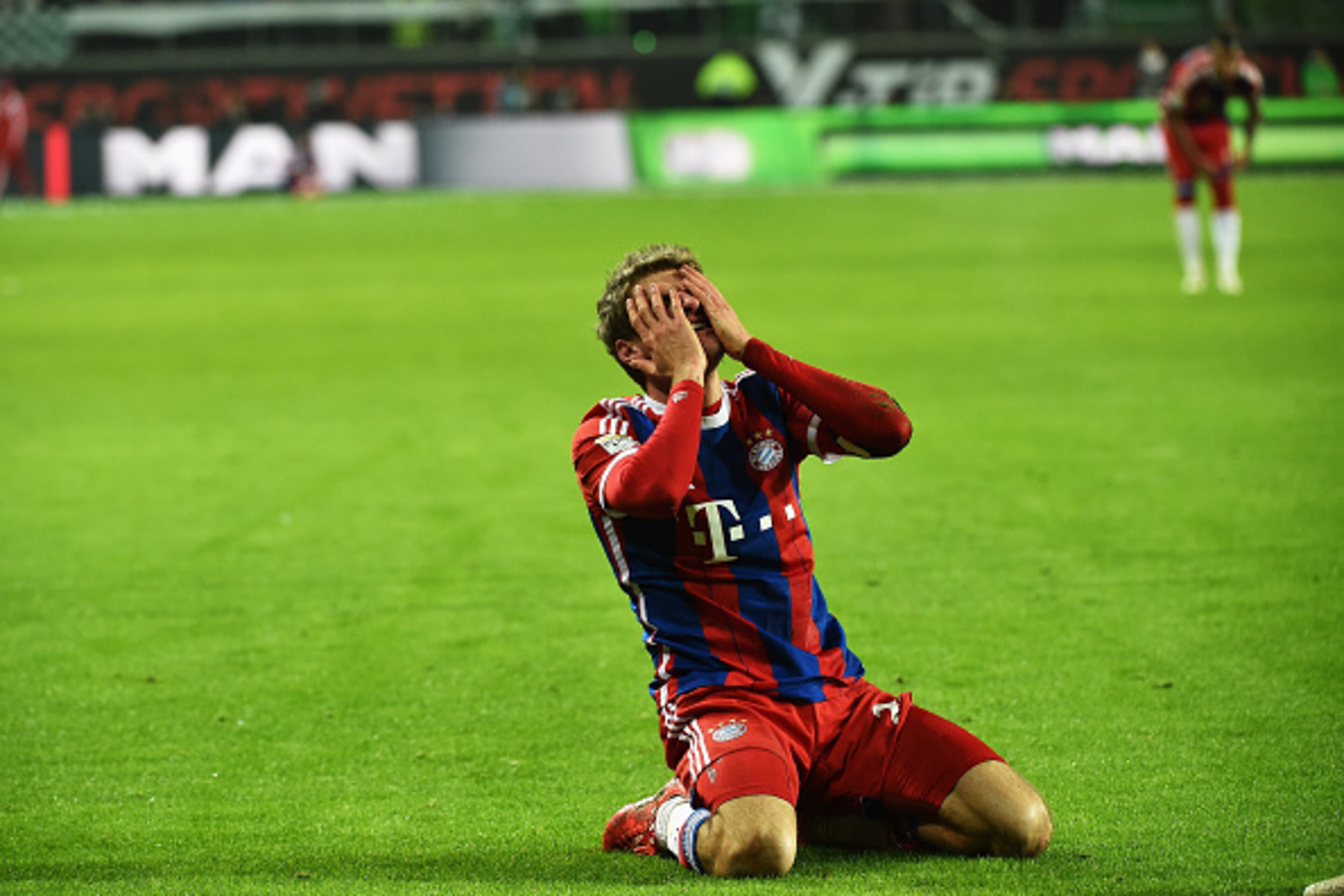 WOLFSBURG, GERMANY - JANUARY 30:  Thomas Mueller of Muenchen reacts during the Bundesliga match between VfL Wolfsburg and FC Bayern Muenchen at Volkswagen Arena on January 30, 2015 in Wolfsburg, Germany.  (Photo by Stuart Franklin/Getty Images for MAN)
