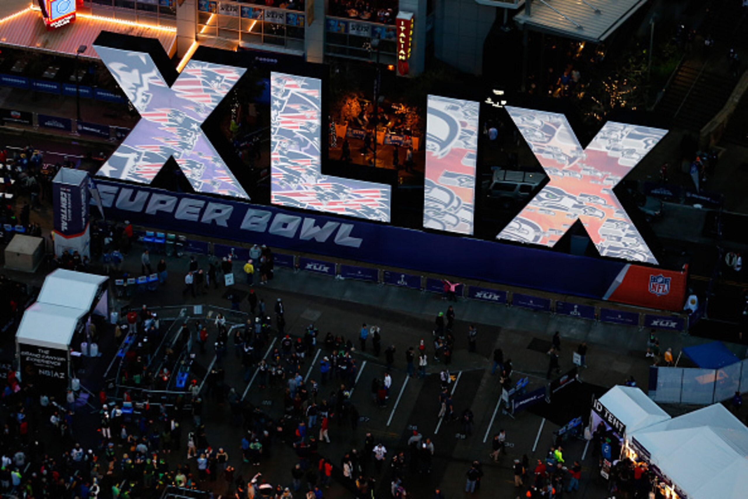 PHOENIX, AZ - JANUARY 30:  General view of downtown area festivites for Super Bowl XLIX on January 30, 2015 in Phoenix, Arizona. Super Bowl XLIX, between the Seattle Seahawks and New England Patriots, will be held at the University of Phoenix Stadium on F
