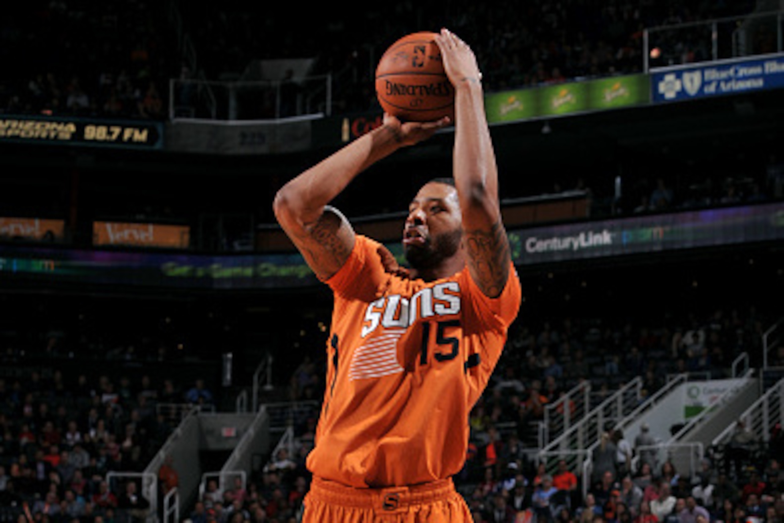 PHOENIX, AZ - JANUARY 30: Marcus Morris #15 of the Phoenix Suns shoots against the Chicago Bulls on January 30, 2015 at U.S. Airways Center in Phoenix, Arizona. NOTE TO USER: User expressly acknowledges and agrees that, by downloading and or using this ph PHOENIX, AZ - JANUARY 30: Marcus Morris #15 of the Phoenix Suns shoots against the Chicago Bulls on January 30, 2015 at U.S. Airways Center in Phoenix, Arizona. NOTE TO USER: User expressly acknowledges and agrees that, by downloading and or using this ph