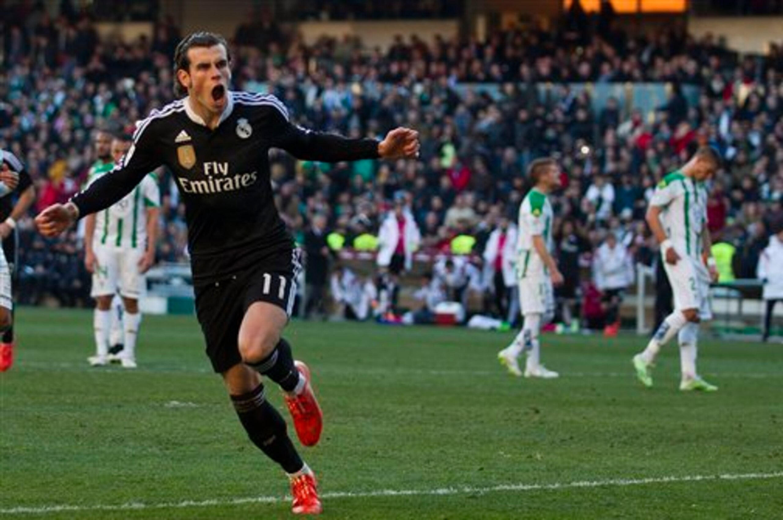 Selling De Gea could make a deal for Bale easier.