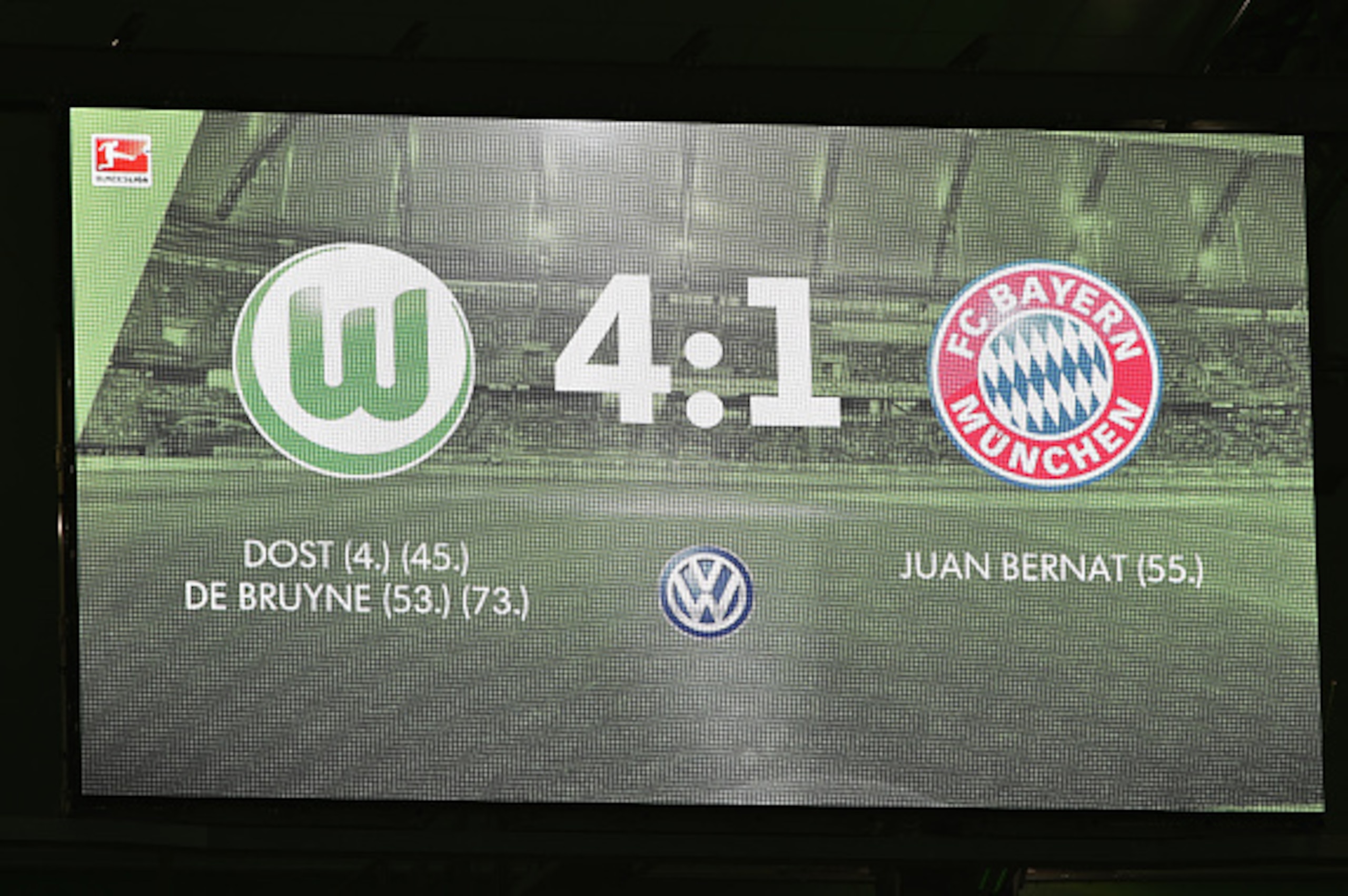 WOLFSBURG, GERMANY - JANUARY 30:  The final score of 4-1 during the Bundesliga match between VfL Wolfsburg and FC Bayern Muenchen at Volkswagen Arena on January 30, 2015 in Wolfsburg, Germany.  (Photo by Stuart Franklin/Getty Images for MAN)