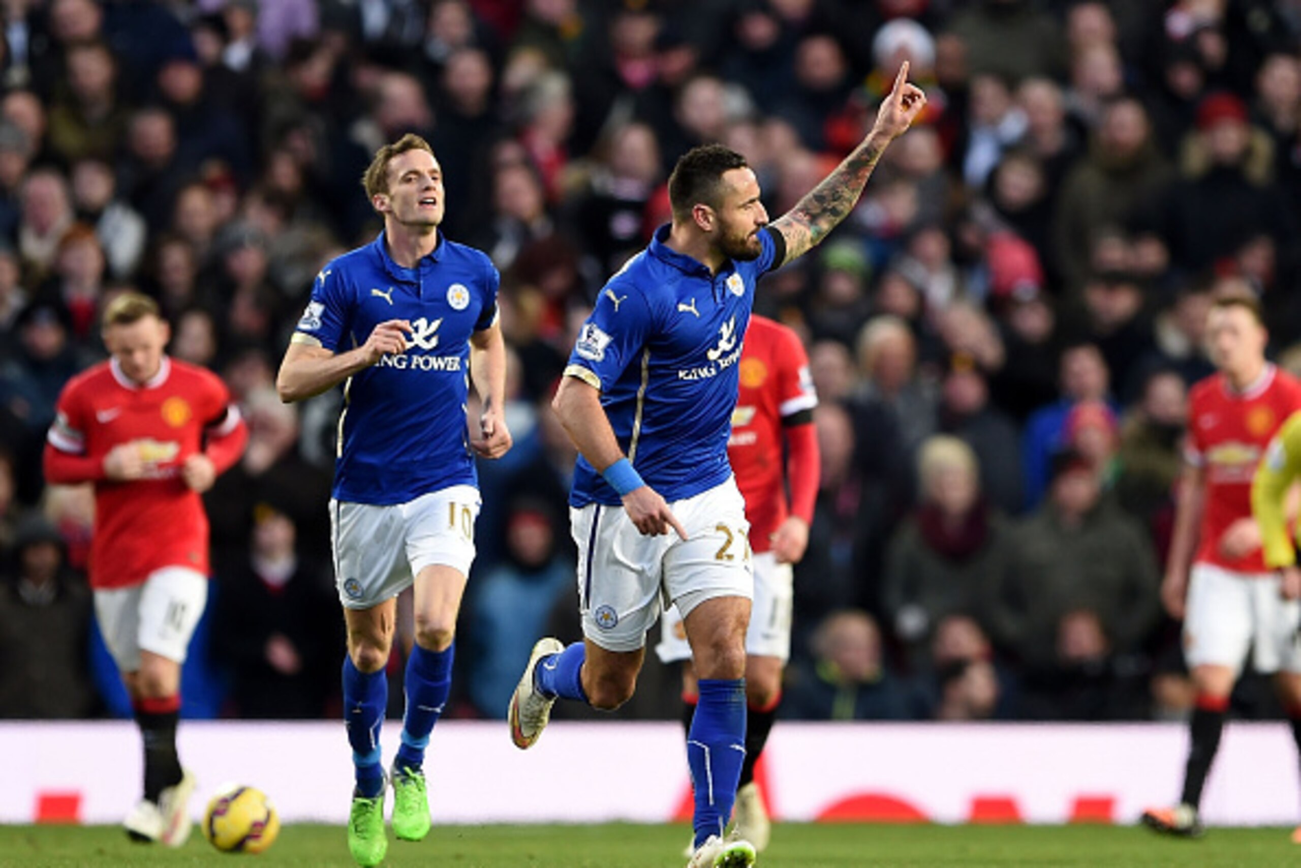 MANCHESTER, ENGLAND - JANUARY 31:  Marcin Wasilewski of Leicester City celebrates after scoring a goal during the Barclays Premier League match between Manchester United and Leicester City at Old Trafford on January 31, 2015 in Manchester, England.  (Phot