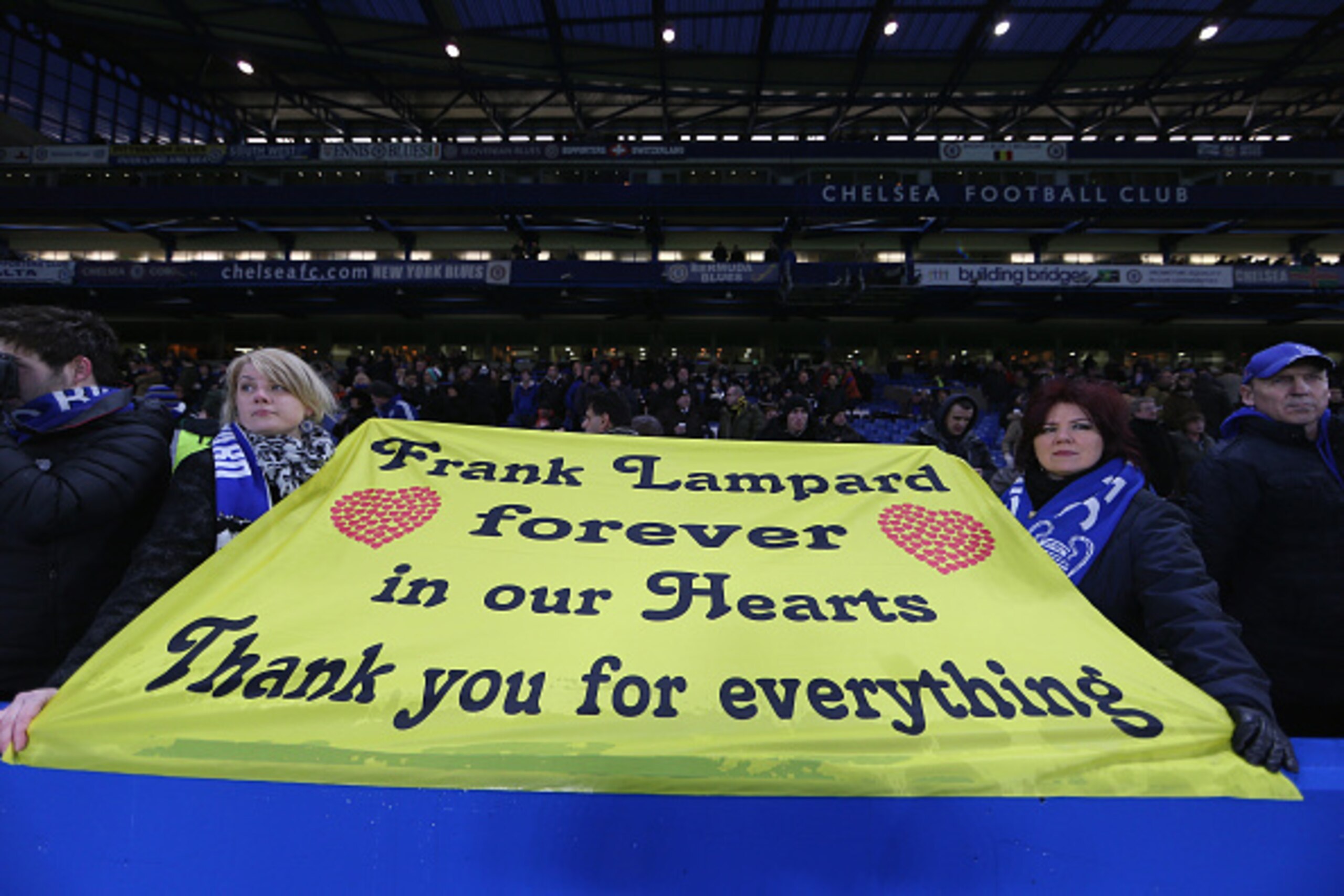 LONDON, ENGLAND - JANUARY 31: Chelsea fans hold up signs to former Chelsea player Frank Lampard of Manchester City during the Barclays Premier League match between Chelsea and Manchester City at Stamford Bridge on January 31, 2015 in London, England. (P LONDON, ENGLAND - JANUARY 31: Chelsea fans hold up signs to former Chelsea player Frank Lampard of Manchester City during the Barclays Premier League match between Chelsea and Manchester City at Stamford Bridge on January 31, 2015 in London, England. (P
