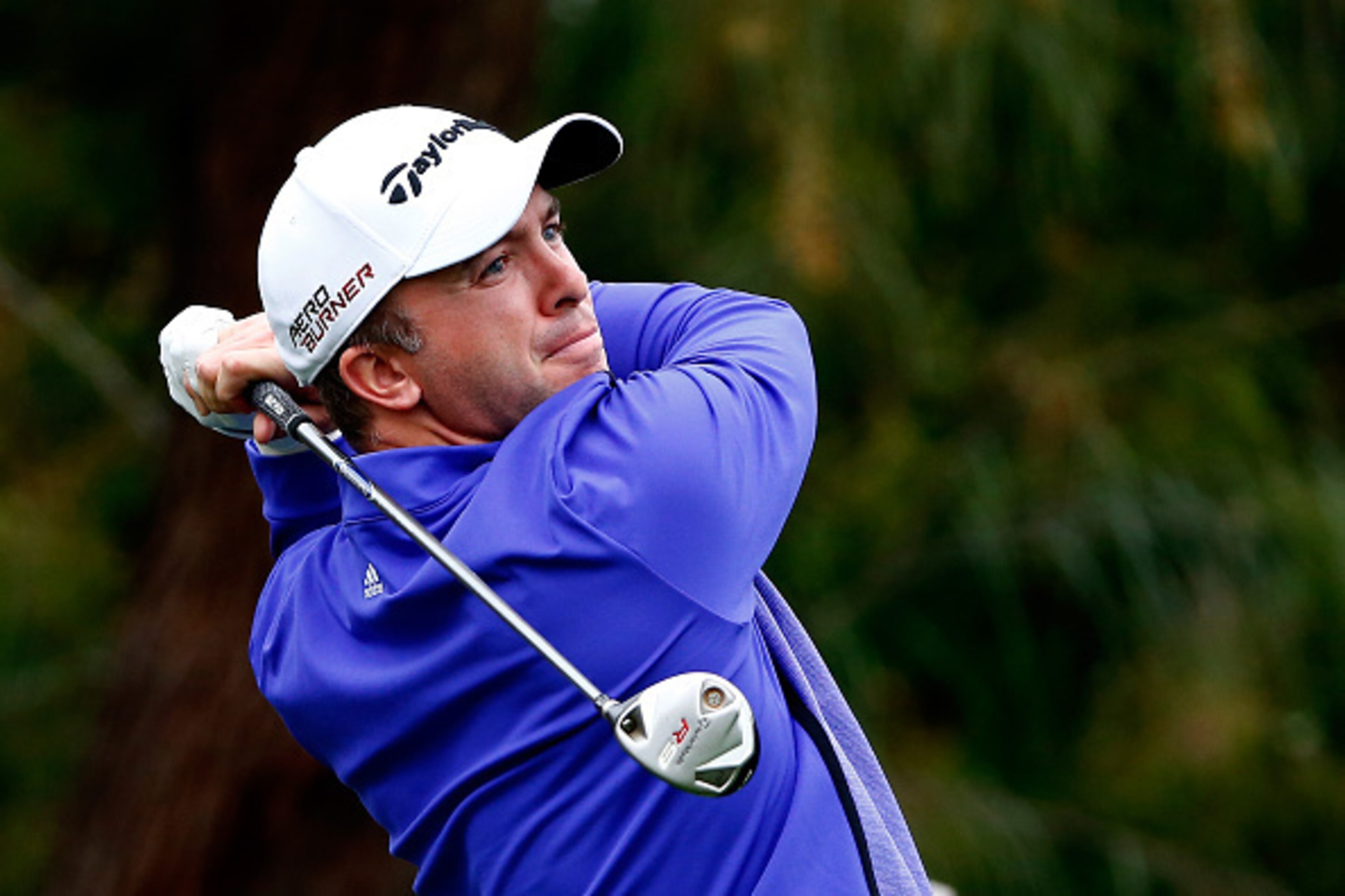 SCOTTSDALE, AZ - JANUARY 31: Martin Laird of Scotland hits a tee shot on the 2nd hole during the third round of the Waste Management Phoenix Open at TPC Scottsdale on January 31, 2015 in Scottsdale, Arizona.  (Photo by Sam Greenwood/Getty Images)