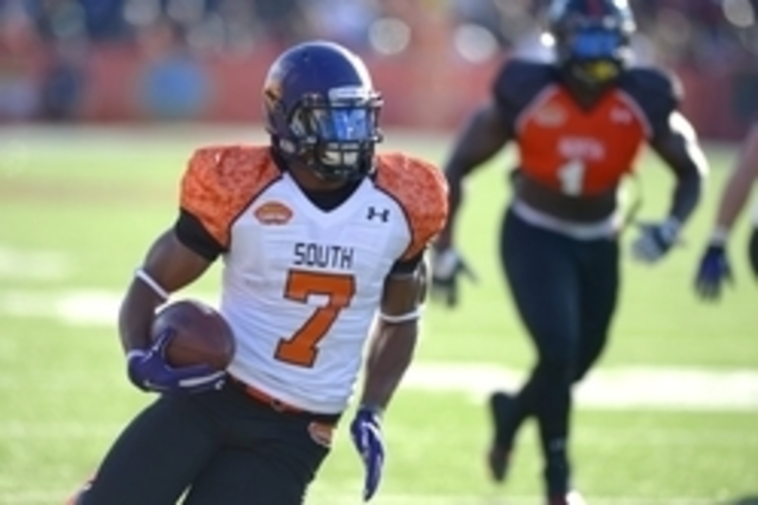 Jan 24, 2015; Mobile, AL, USA; South squad running back David Johnson of Northern Iowa (7) carries the ball against the North squad in the first quarter of the Senior Bowl at Ladd-Peebles Stadium. Mandatory Credit: Glenn Andrews-USA TODAY Sports