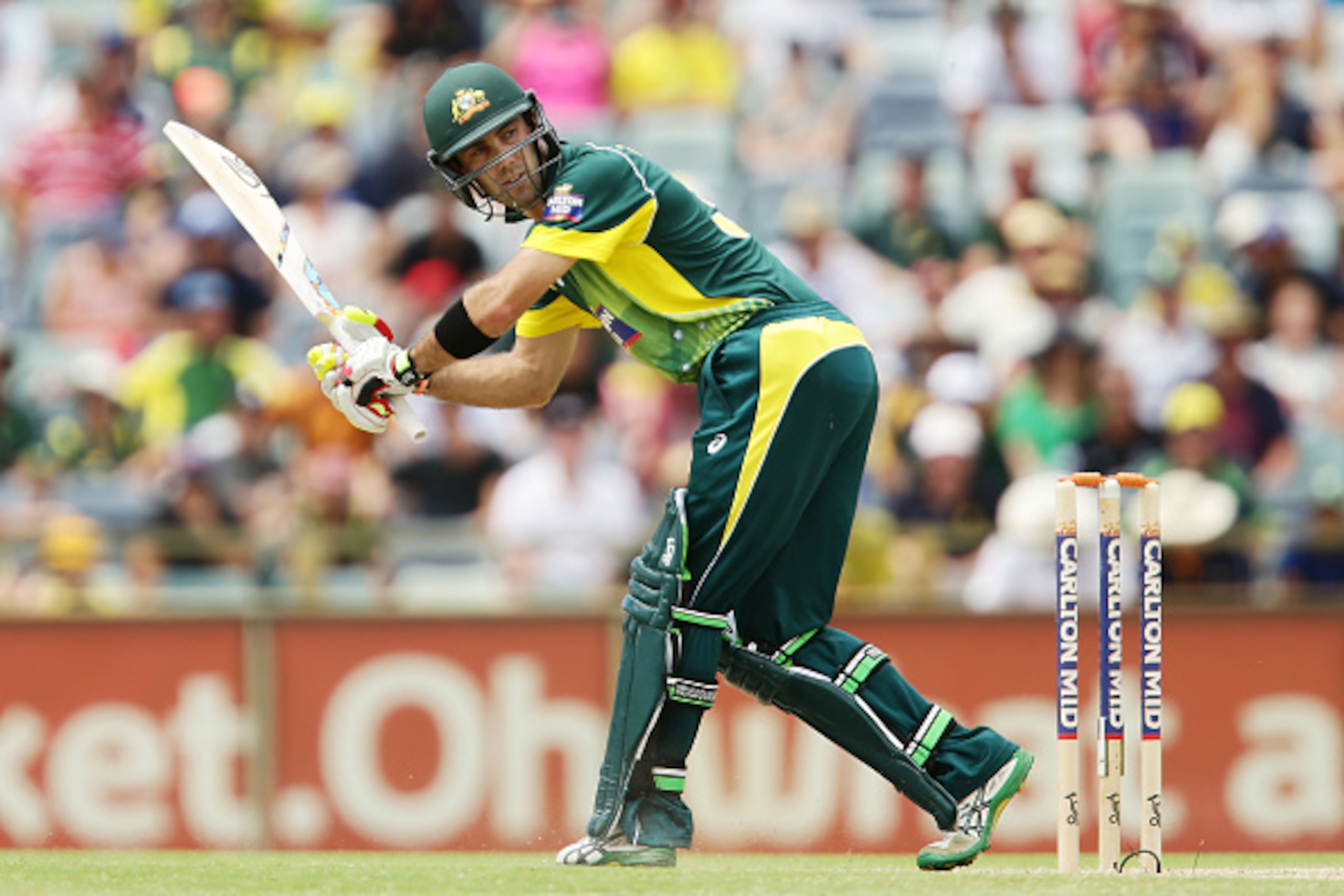 PERTH, AUSTRALIA - FEBRUARY 01:  Glenn Maxwell of Australia bats during the final match of the Carlton Mid One Day International series between Australia and England at WACA on February 1, 2015 in Perth, Australia.  (Photo by Matt King/Getty Images)
