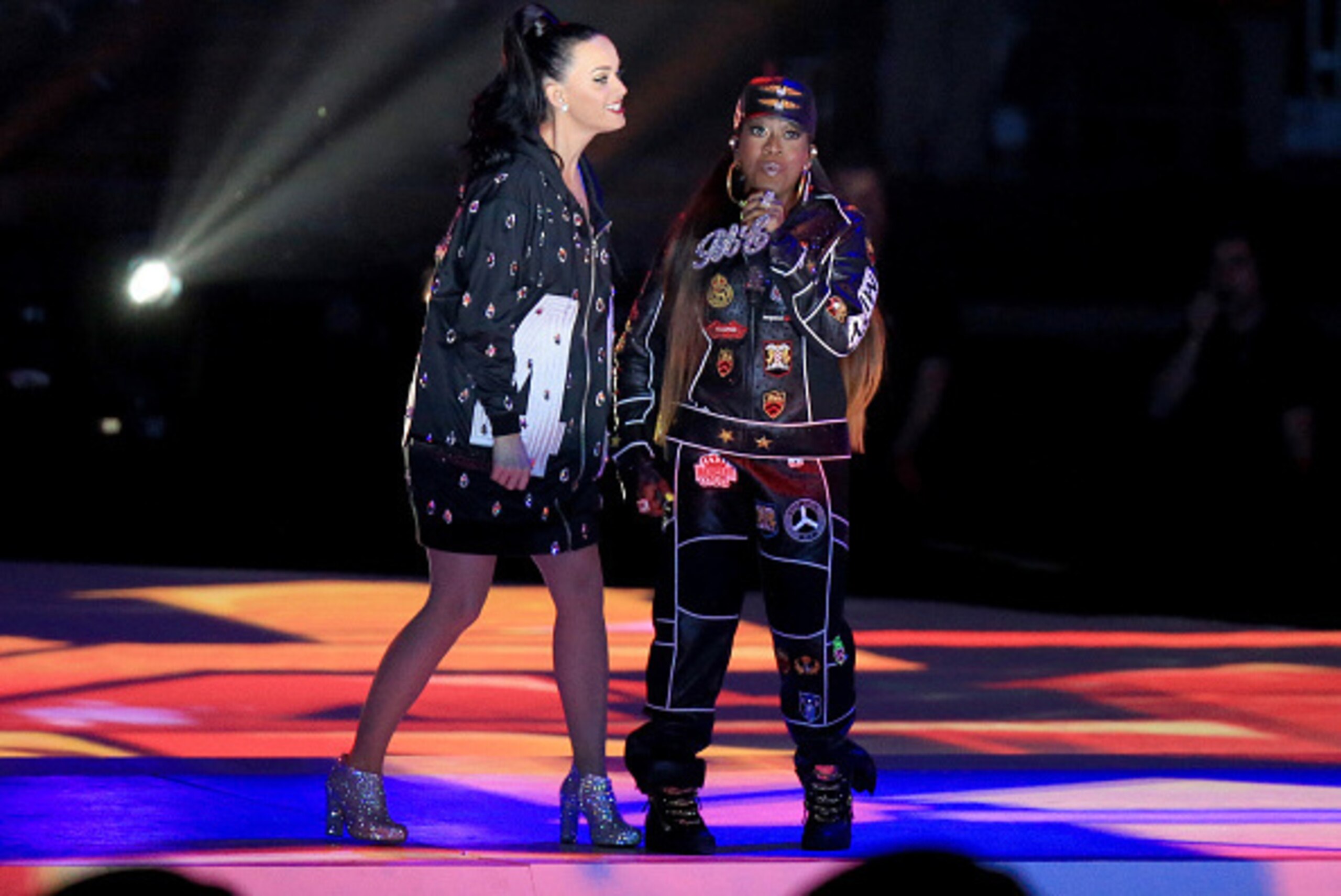 GLENDALE, AZ - FEBRUARY 01:  Recording artist Katy Perry and recording artist Missy Elliott perform onstage during the Pepsi Super Bowl XLIX Halftime Show at University of Phoenix Stadium on February 1, 2015 in Glendale, Arizona.  (Photo by Christopher Po