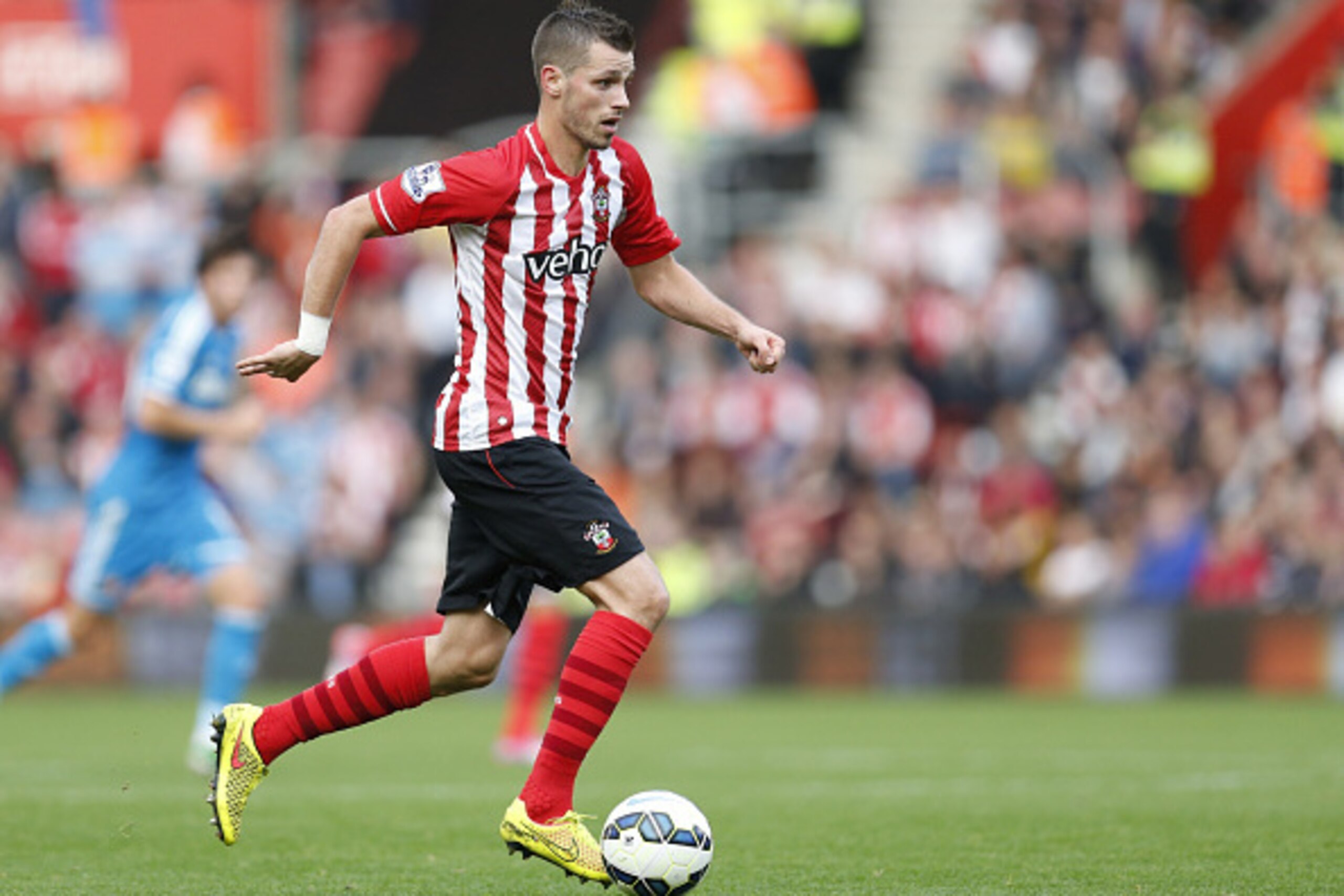 SOUTHAMPTON, ENGLAND - OCTOBER 18: Morgan Schneiderlin of Southampton in action during the Barclays Premier League match between Southampton and Sunderland at St Mary's Stadium on October 18, 2014 in Southampton, England. (Photo by Steve Bardens/Getty Ima SOUTHAMPTON, ENGLAND - OCTOBER 18: Morgan Schneiderlin of Southampton in action during the Barclays Premier League match between Southampton and Sunderland at St Mary's Stadium on October 18, 2014 in Southampton, England. (Photo by Steve Bardens/Getty Ima