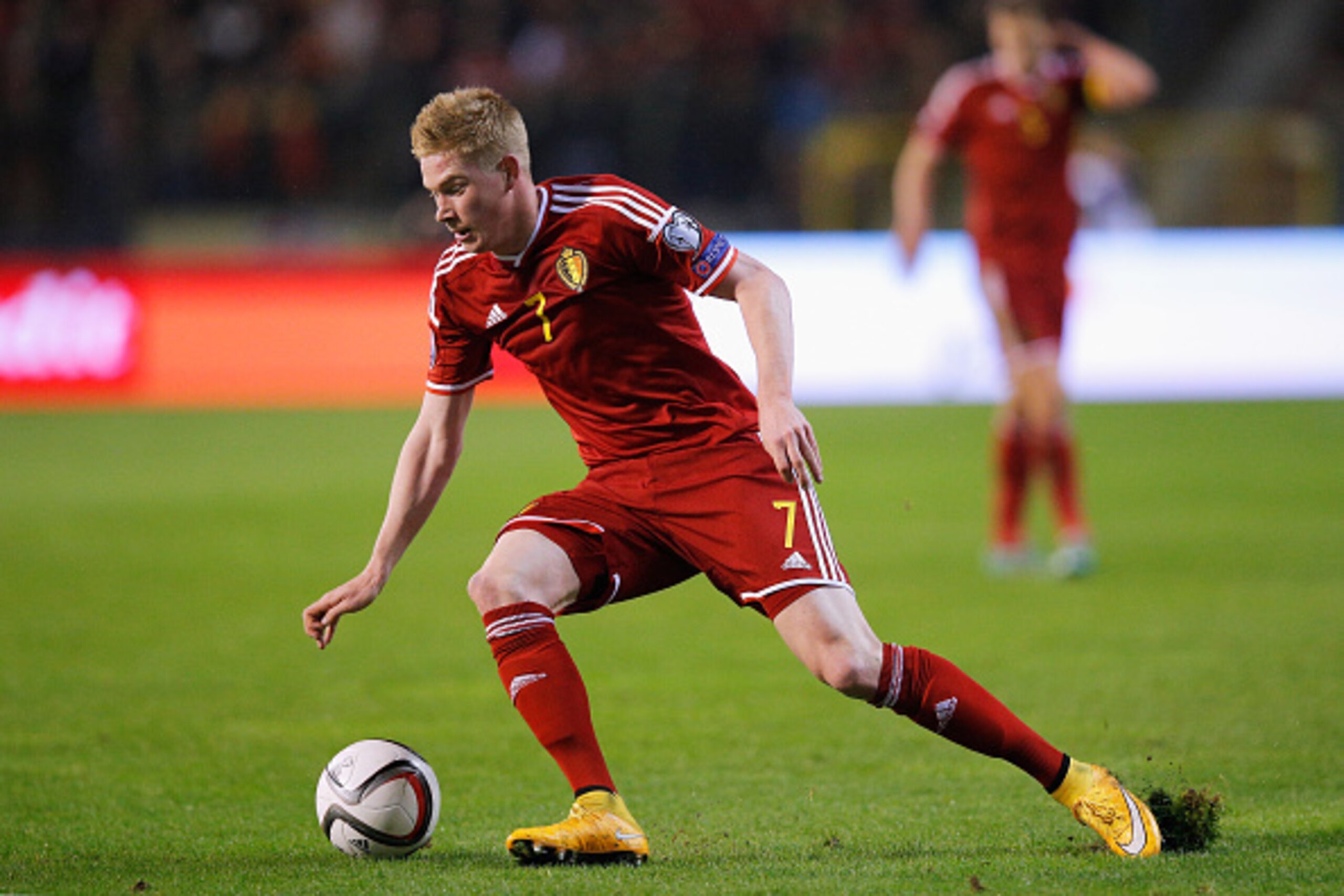 BRUSSELS, BELGIUM - NOVEMBER 16:  Kevin De Bruyne of Belgium in action during the Group B UEFA European Championship 2016 Qualifier match bewteen Belgium and Wales at King Baudouin Stadium on November 16, 2014 in Brussels, Belgium.  (Photo by Dean Mouhtar