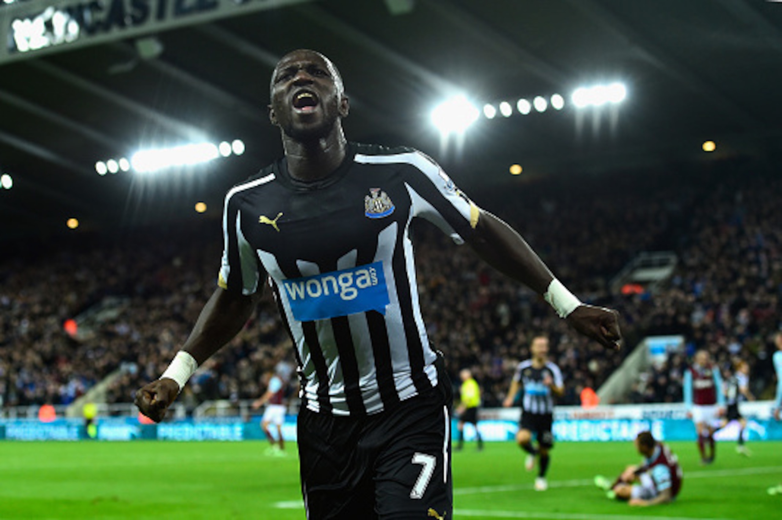 NEWCASTLE UPON TYNE, ENGLAND - JANUARY 01: Newcastle United player Moussa Sissoko celebrates after scoring their third goal during the Barclays Premier League match between Newcastle United and Burnley at St James' Park on January 1, 2015 in Newcastle up NEWCASTLE UPON TYNE, ENGLAND - JANUARY 01: Newcastle United player Moussa Sissoko celebrates after scoring their third goal during the Barclays Premier League match between Newcastle United and Burnley at St James' Park on January 1, 2015 in Newcastle up