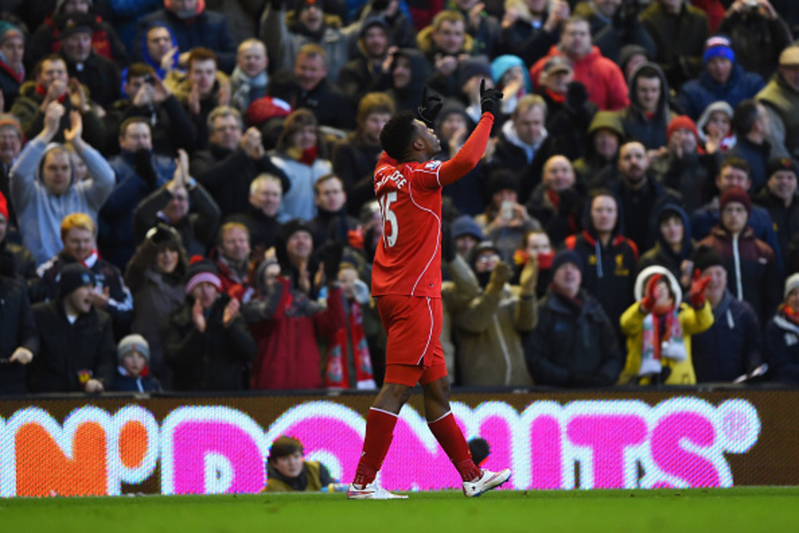 LIVERPOOL, ENGLAND - JANUARY 31: Daniel Sturridge of Liverpool celebrates his goal during the Barclays Premier League match between Liverpool and West Ham United at Anfield on January 31, 2015 in Liverpool, England. (Photo by Shaun Botterill/Getty Image LIVERPOOL, ENGLAND - JANUARY 31: Daniel Sturridge of Liverpool celebrates his goal during the Barclays Premier League match between Liverpool and West Ham United at Anfield on January 31, 2015 in Liverpool, England. (Photo by Shaun Botterill/Getty Image