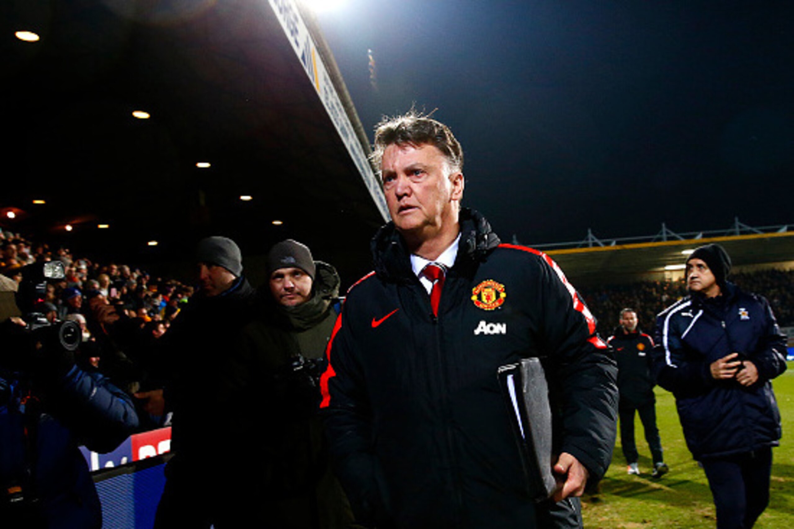 CAMBRIDGE, ENGLAND - JANUARY 23:  Louis van Gaal, manager of Manchester United walks out for the FA Cup Fourth Round match between Cambridge United and Manchester United at The R Costings Abbey Stadium on January 23, 2015 in Cambridge, England.  (Photo by