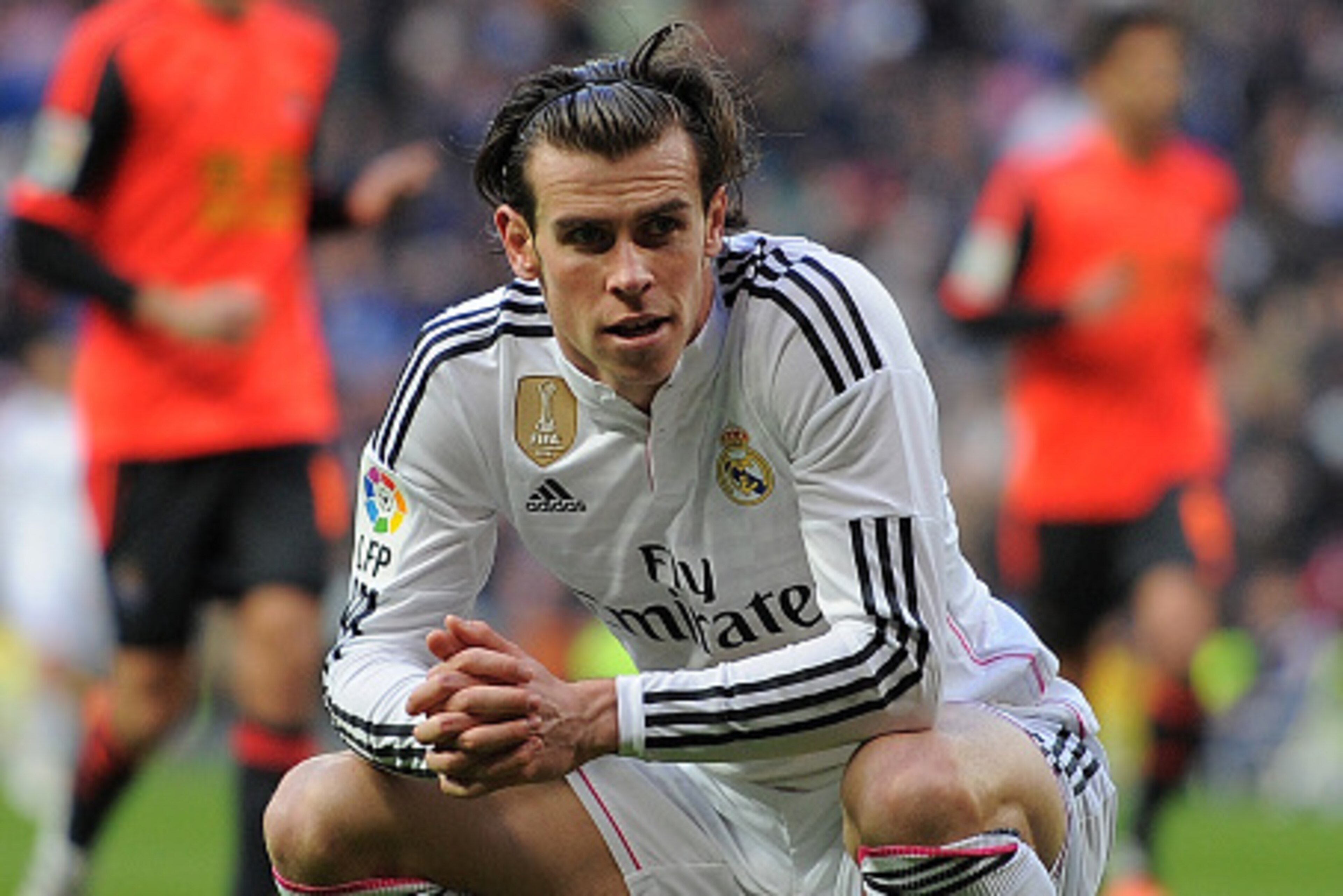 MADRID, SPAIN - JANUARY 31:  Gareth Bale of Real Madrid reacts after failing to score a goal during the La Liga match between Real Madrid CF and Real Sociedad de Futbol at Estadio Santiago Bernabeu on January 31, 2015 in Madrid, Spain.  (Photo by Denis Do