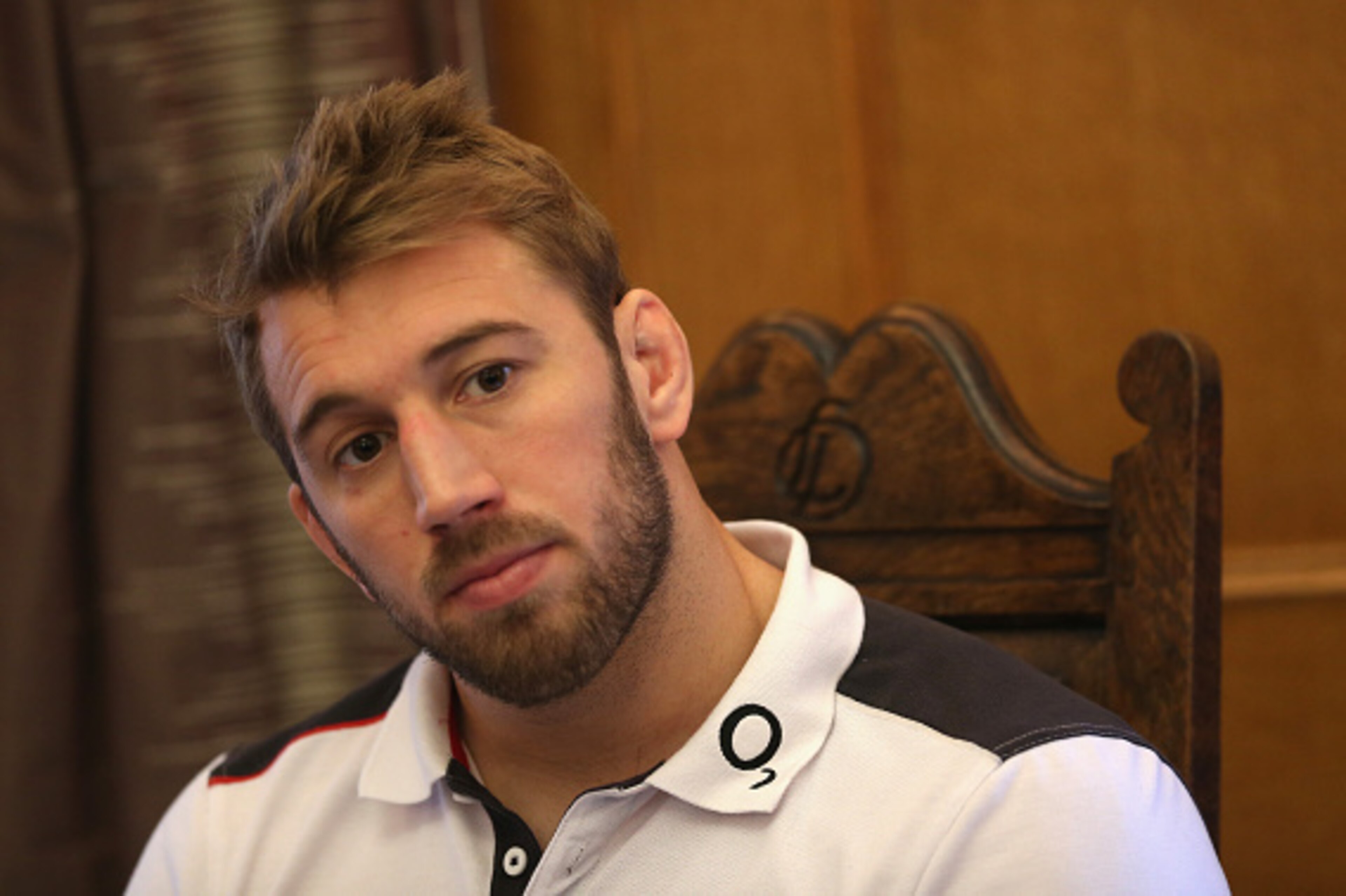 BAGSHOT, ENGLAND - FEBRUARY 02:  Chris Robshaw, the England captain, talks to the press during the England media session held at Pennyhill Park on February 2, 2015 in Bagshot, England.  (Photo by David Rogers/Getty Images)