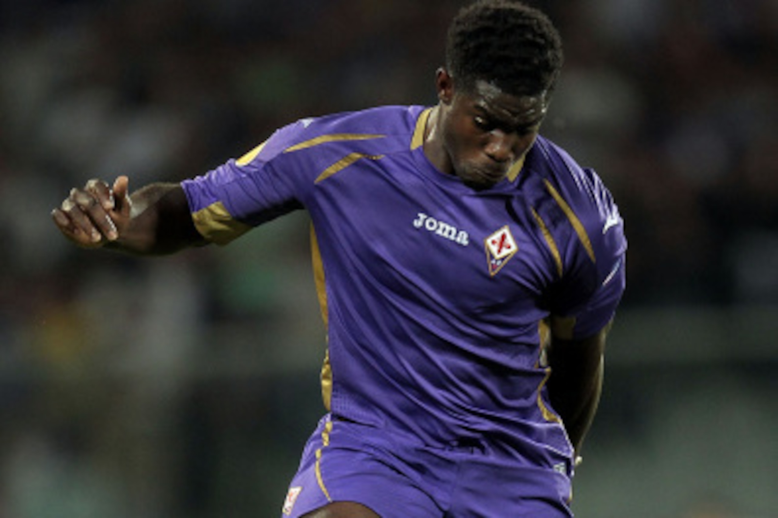 FLORENCE, ITALY - SEPTEMBER 18: Micah Richards of ACF Fiorentina in action during the UEFA Europa League group K match between ACF Fiorentina and EA Guingamp at Stadio Artemio Franchi on September 18, 2014 in Florence, Italy.  (Photo by Gabriele Maltinti/