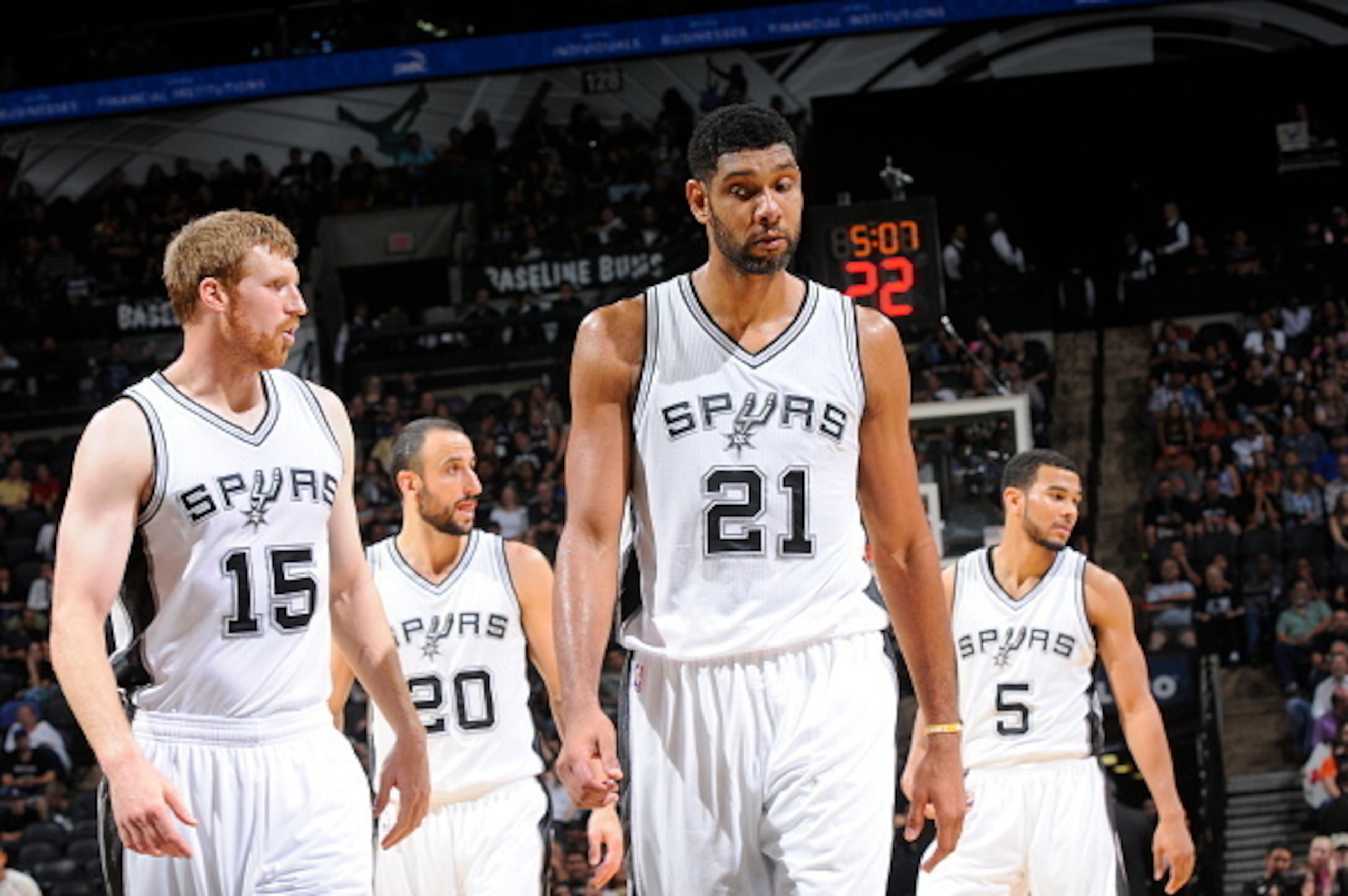 SAN ANTONIO - OCTOBER 18: The San Antonio Spurs stand on the court during a game against the Miami Heat at the AT&T Center on October 18, 2014 in San Antonio, Texas. NOTE TO USER: User expressly acknowledges and agrees that, by downloading and or using th SAN ANTONIO - OCTOBER 18: The San Antonio Spurs stand on the court during a game against the Miami Heat at the AT&T Center on October 18, 2014 in San Antonio, Texas. NOTE TO USER: User expressly acknowledges and agrees that, by downloading and or using th
