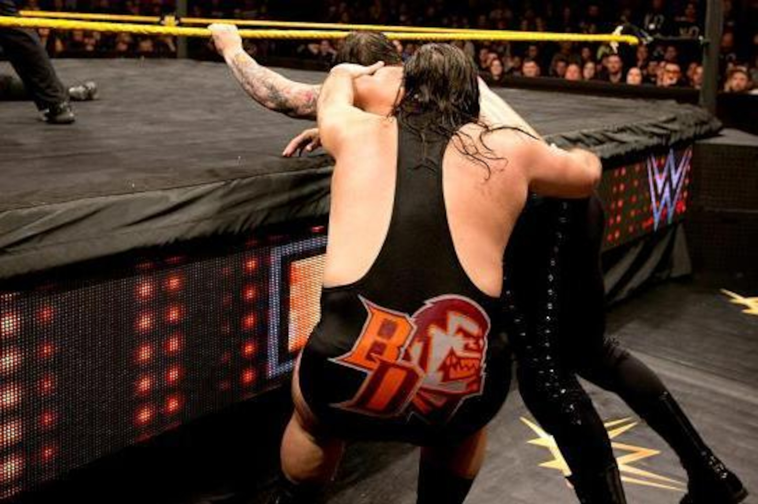 Bull Dempsey attacks Baron Corbin.