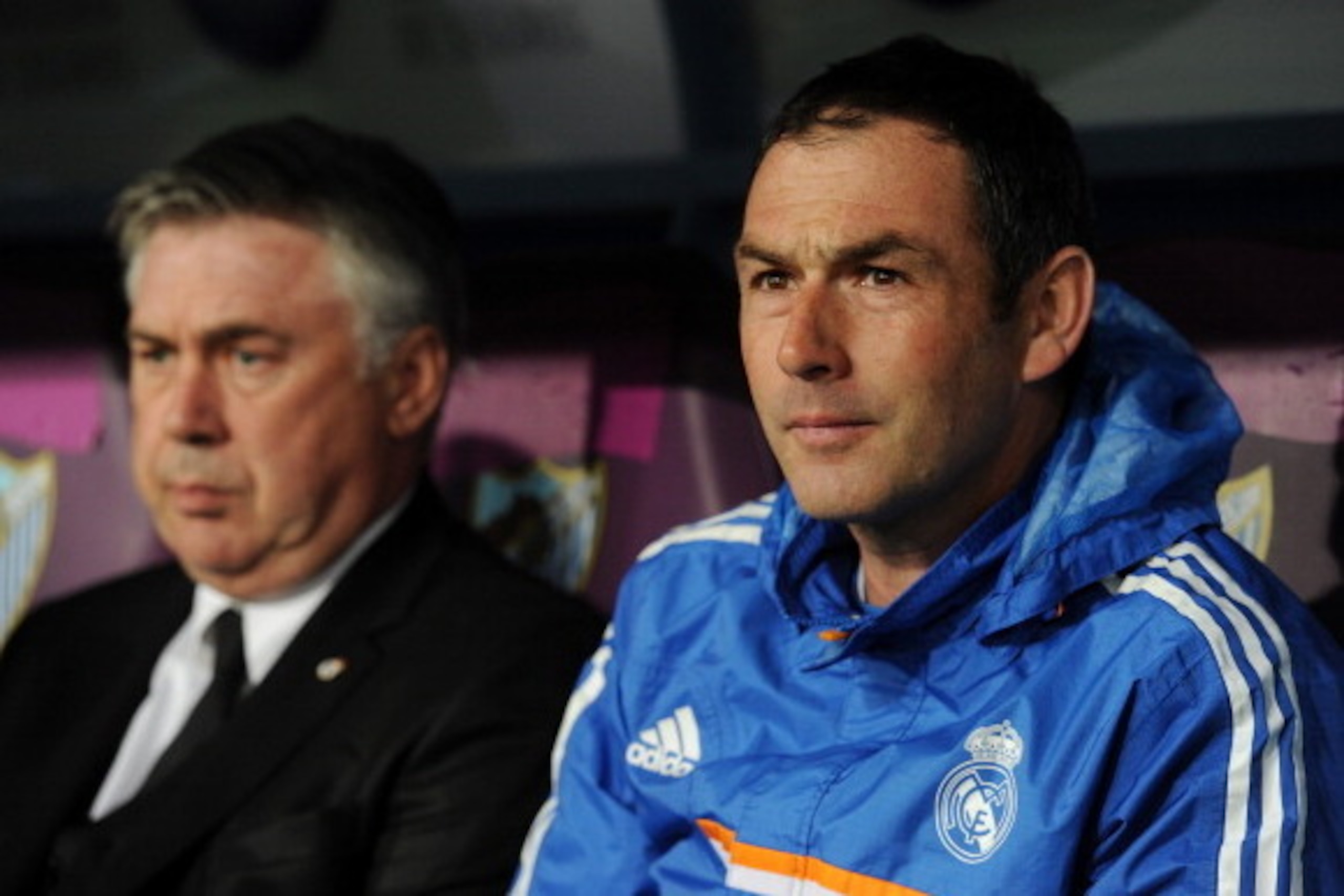 MALAGA, SPAIN - MARCH 15:  Assistant coach Paul Clement (R) sits beside head coach Carlo Ancelotti of Real Madrid FC during the La Liga match between Malaga and Real Madrid at La Rosaleda Stadium on March 15, 2014 in Malaga, Spain.  (Photo by Denis Doyle/