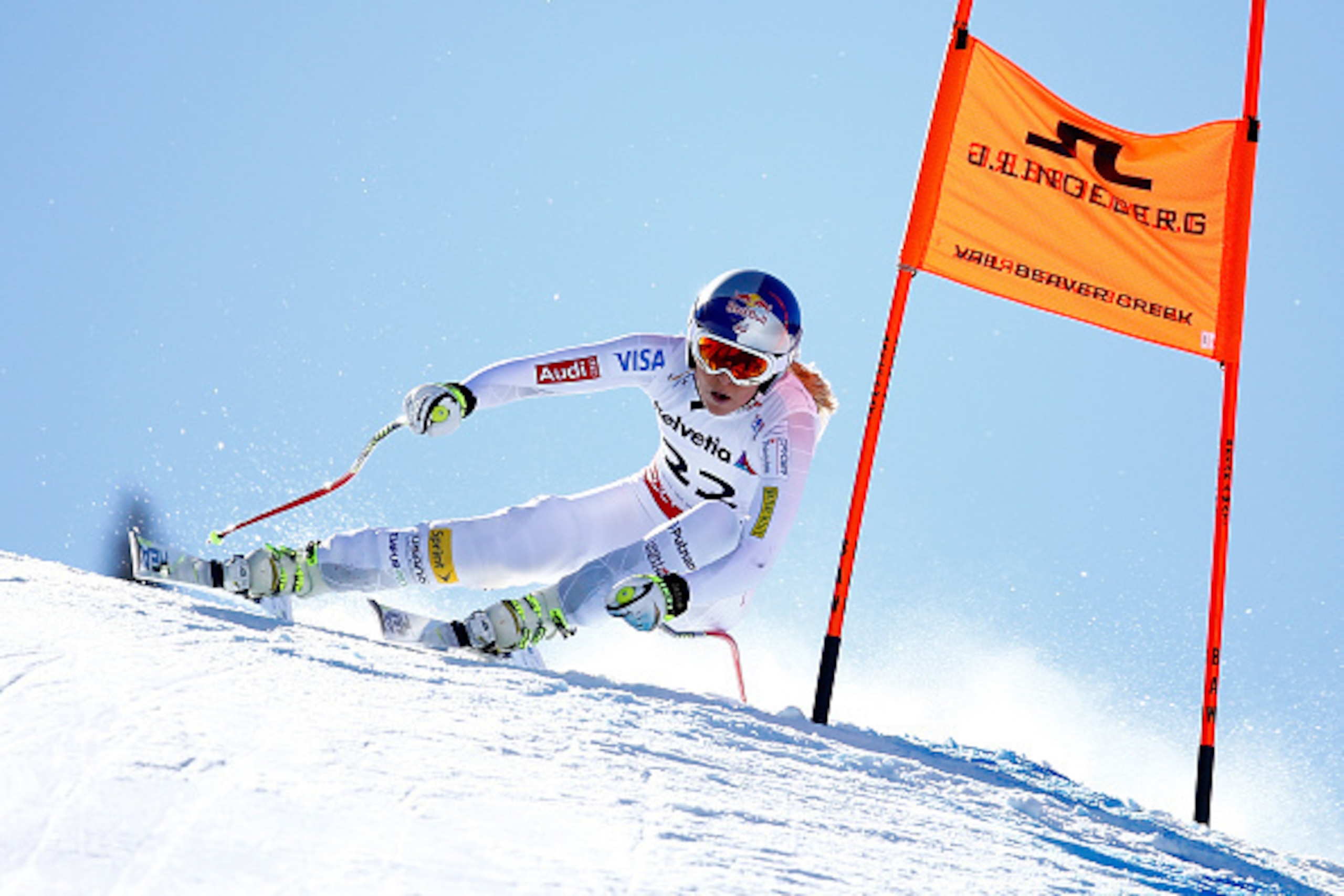 BEAVER CREEK, CO - FEBRUARY 06:  Lindsey Vonn of the United States races during the Ladies' Downhill on the Raptor racecourse on Day 5 of the 2015 FIS Alpine World Ski Championships on February 6, 2015 in Beaver Creek, Colorado.  (Photo by Al Bello/Getty 