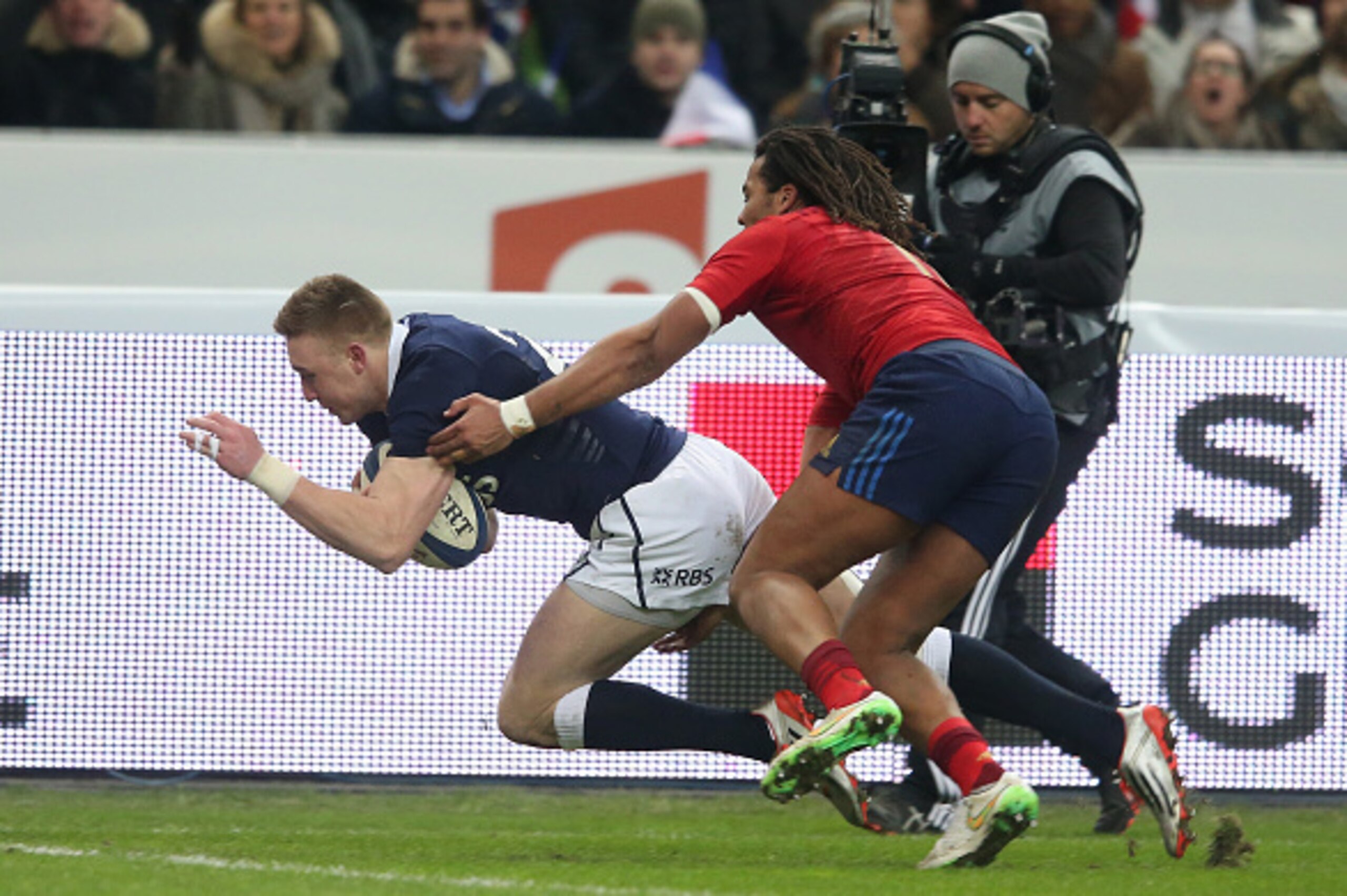 PARIS, FRANCE - FEBRUARY 07:  Dougie Fife of Scotland dives over for a try during the RBS Six Nations match between France and Scotland at Stade de France on February 7, 2015 in Paris, France.  (Photo by David Rogers/Getty Images)