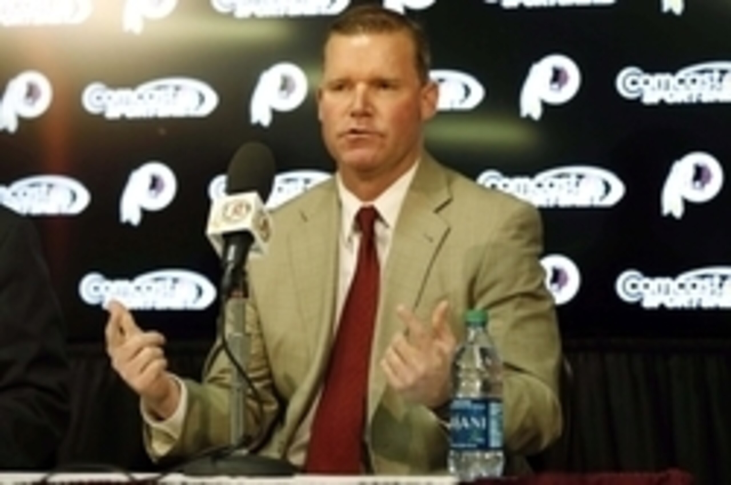Jan 9, 2015; Ashburn, VA, USA; Washington Redskins new general manager Scot McCloughan (right) speaks during his introductory press conference at Redskins Park. Mandatory Credit: Geoff Burke-USA TODAY Sports Jan 9, 2015; Ashburn, VA, USA; Washington Redskins new general manager Scot McCloughan (right) speaks during his introductory press conference at Redskins Park. Mandatory Credit: Geoff Burke-USA TODAY Sports