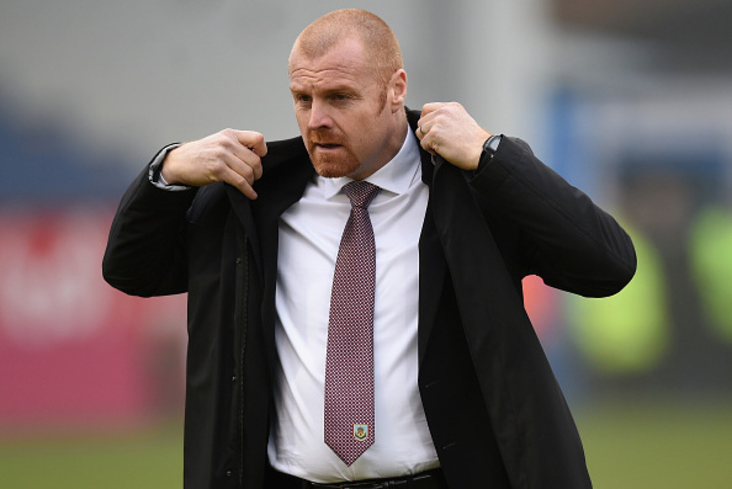BURNLEY, ENGLAND - FEBRUARY 08:  Manager Sean Dyche of Burnley looks on during the Barclays Premier League match between Burnley and West Bromwich Albion at Turf Moor on February 8, 2015 in Burnley, England.  (Photo by Michael Regan/Getty Images)