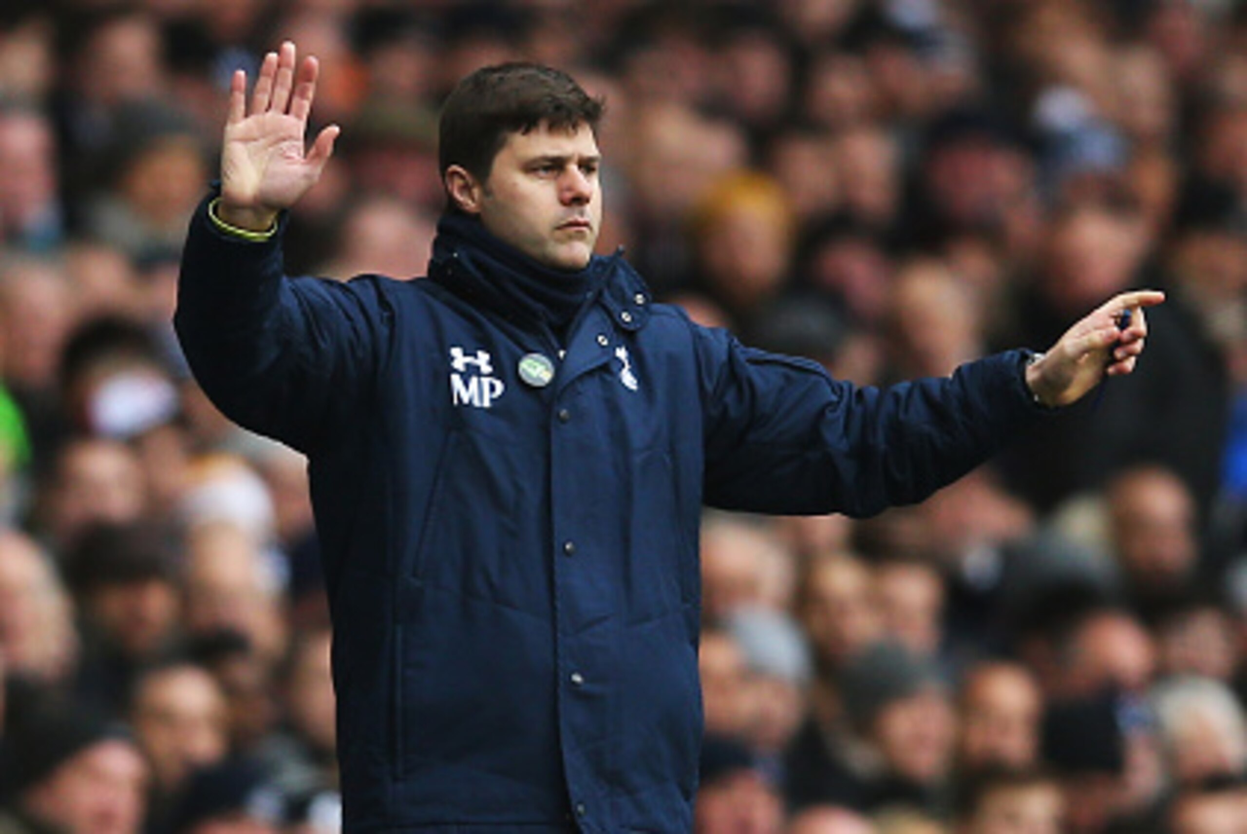 LONDON, ENGLAND - FEBRUARY 07: Mauricio Pochettino, manager of Tottenham Hotspur gestures during the Barclays Premier League match between Tottenham Hotspur and Arsenal at White Hart Lane on February 7, 2015 in London, England. (Photo by Paul Gilham/Gett LONDON, ENGLAND - FEBRUARY 07: Mauricio Pochettino, manager of Tottenham Hotspur gestures during the Barclays Premier League match between Tottenham Hotspur and Arsenal at White Hart Lane on February 7, 2015 in London, England. (Photo by Paul Gilham/Gett