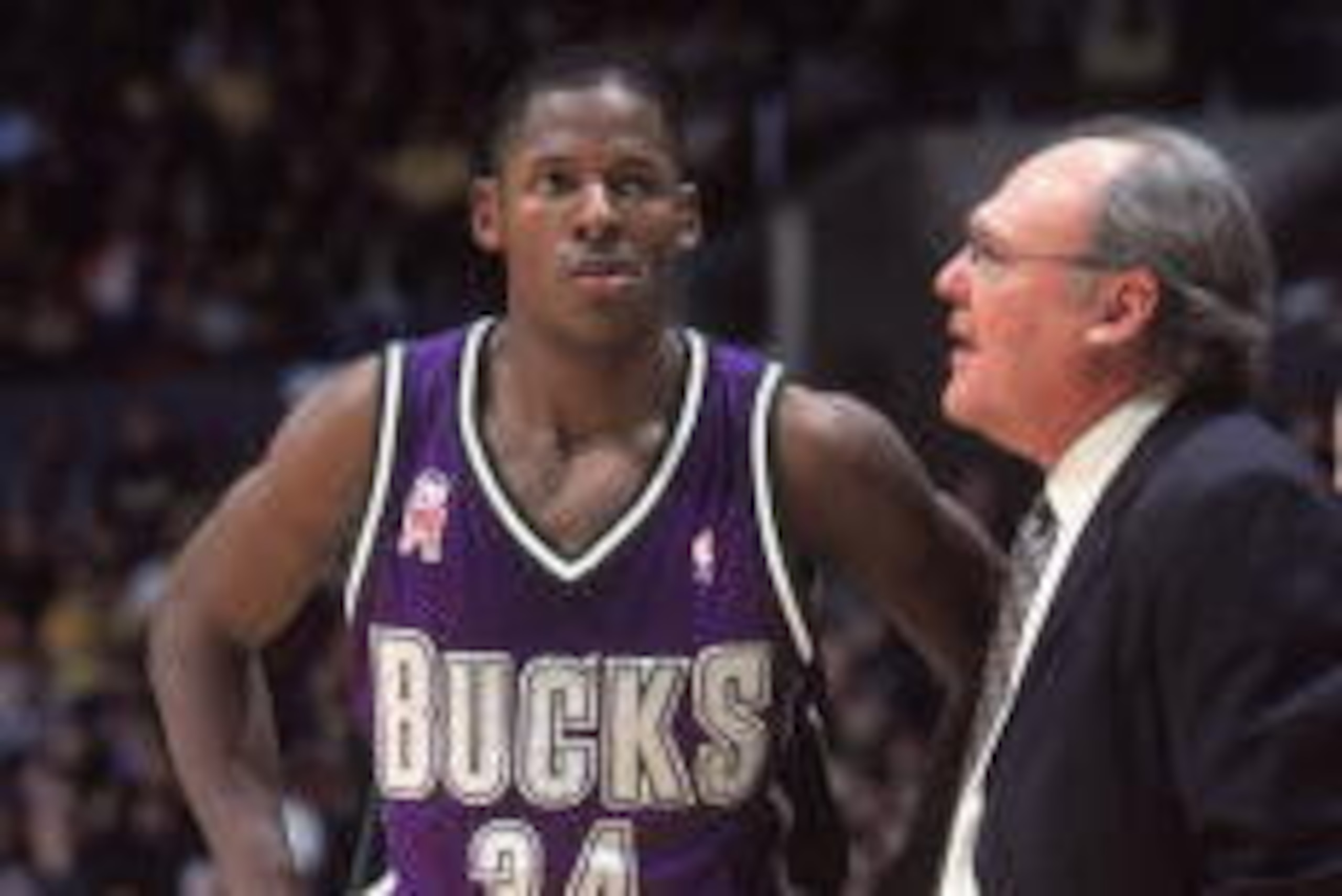27 Nov 2001:  Ray Allen #34 of the Milwaukee Bucks listens to Head Coach George Karl during the game against the Los Angeles Lakers at the STAPLES Center in Los Angeles, California. The Lakers defeated the Bucks 104-85.TO USER: User expressly acknowledges