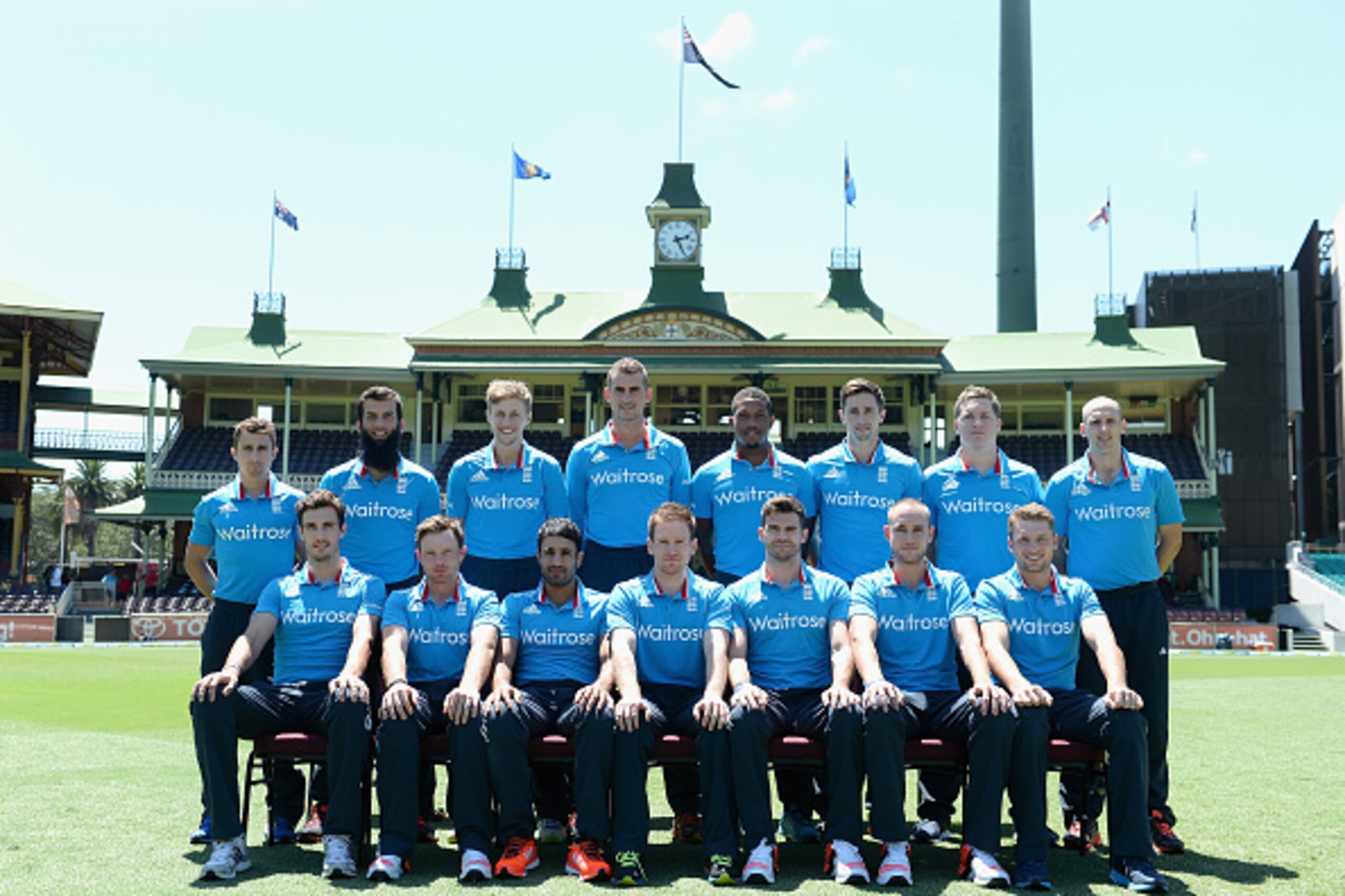 SYDNEY, AUSTRALIA - JANUARY 15:  England team (top row: James Taylor, Moeen Ali, Joe Root, Alex Hales, Chris Jordan, Chris Woakes, Gary Ballance and James Tredwell. Bottom row: Steven Finn, Ian Bell, Ravi Bopara, captain Eoin Morgan, James Anderson, Stuar
