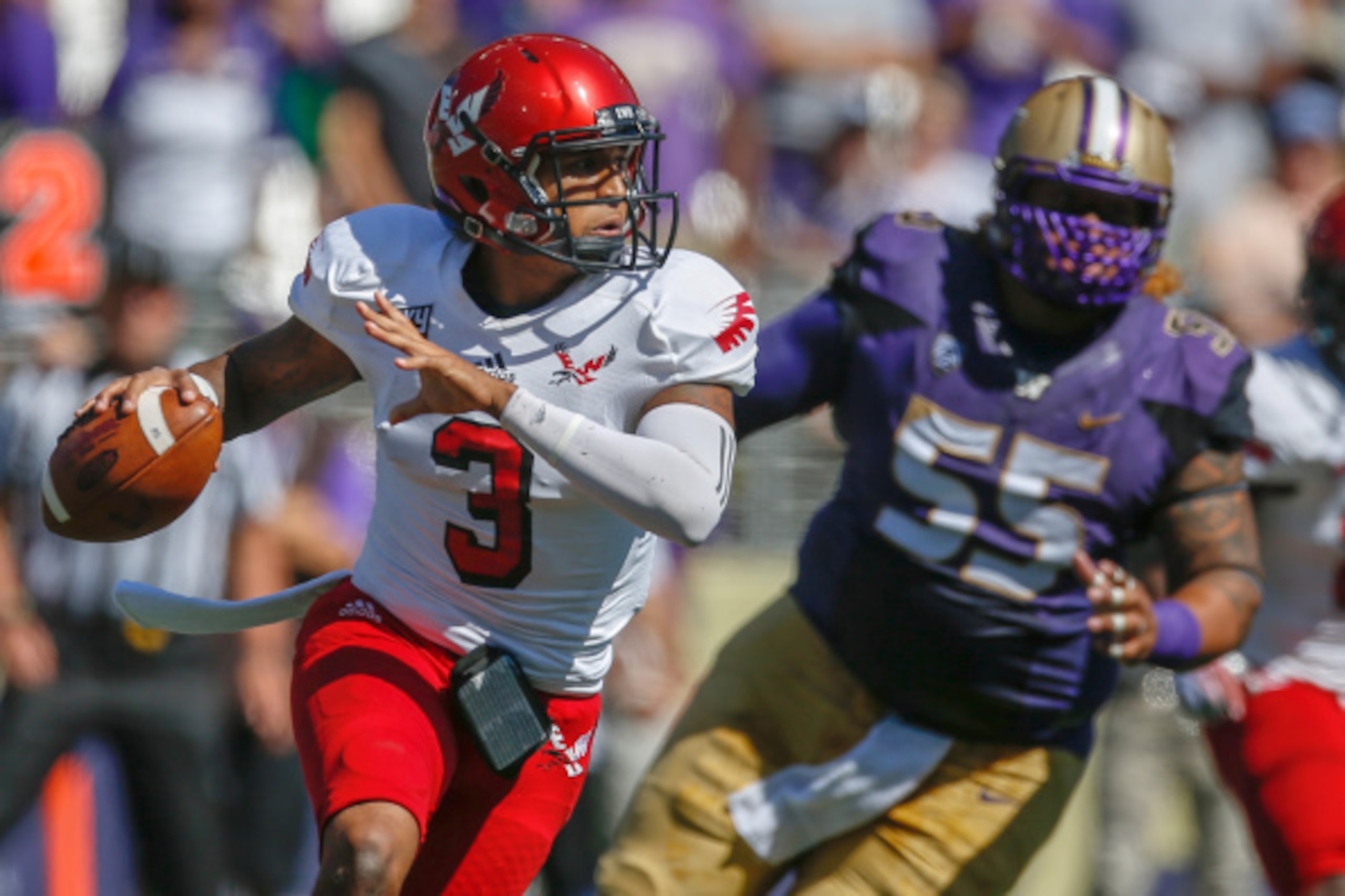 SEATTLE, WA - SEPTEMBER 06: Quarterback Vernon Adams Jr. #3 of the Eastern Washington Eagles rushes against the Washington Huskies on September 6, 2014 at Husky Stadium in Seattle, Washington. (Photo by Otto Greule Jr/Getty Images) SEATTLE, WA - SEPTEMBER 06: Quarterback Vernon Adams Jr. #3 of the Eastern Washington Eagles rushes against the Washington Huskies on September 6, 2014 at Husky Stadium in Seattle, Washington. (Photo by Otto Greule Jr/Getty Images)