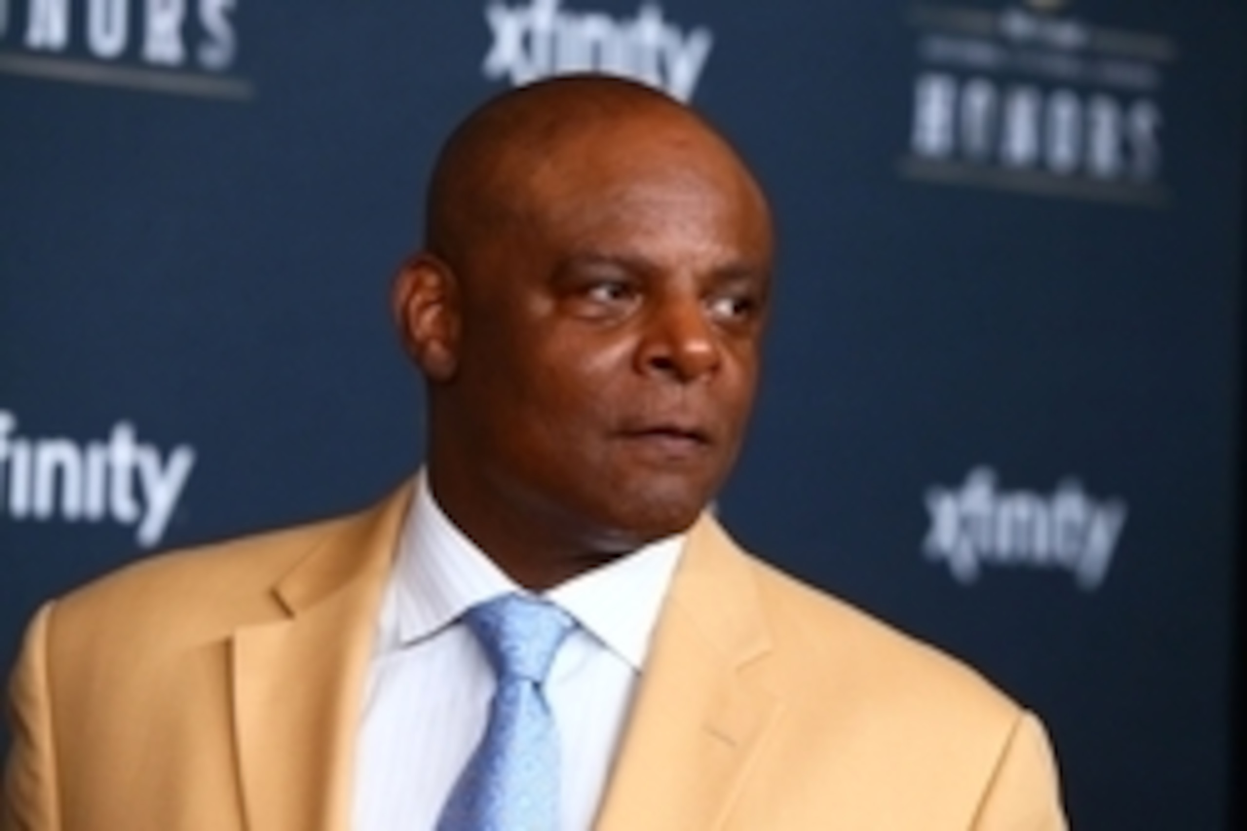 Jan 31, 2015; Phoenix, AZ, USA; Former quarterback Warren Moon on the red carpet prior to the NFL Honors award ceremony at Symphony Hall. Mandatory Credit: Mark J. Rebilas-USA TODAY Sports Jan 31, 2015; Phoenix, AZ, USA; Former quarterback Warren Moon on the red carpet prior to the NFL Honors award ceremony at Symphony Hall. Mandatory Credit: Mark J. Rebilas-USA TODAY Sports